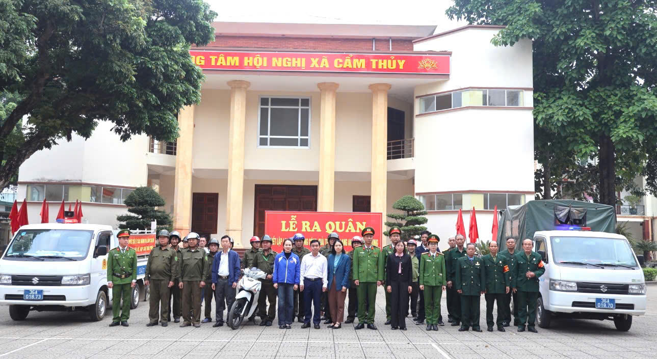Xã Cẩm Thủy ra quân thiết lập lại trật tự công cộng, giải tỏa hành lang an toàn giao thông dịp Tết Nguyên đán 2026
