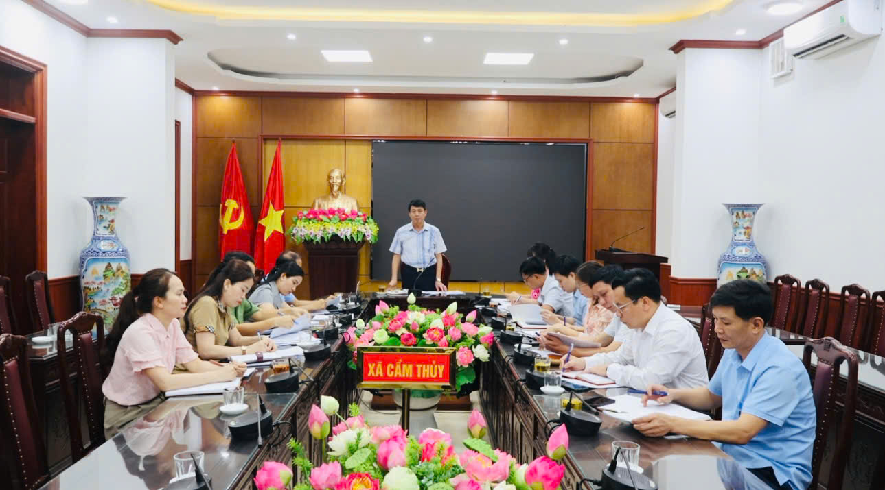 Ban Công tác 35 Đảng ủy xã Cẩm Thủy tổ chức hội nghị đánh giá công tác bảo vệ nền tảng tư tưởng của Đảng quý I năm 2026