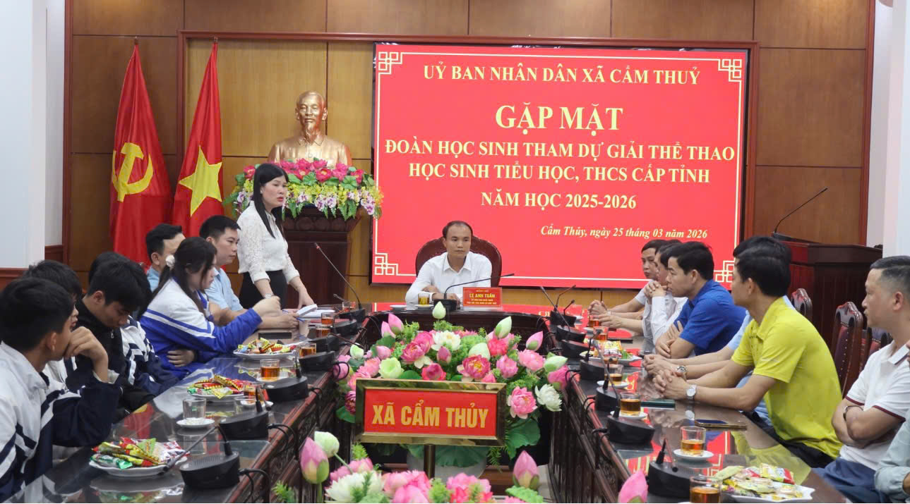 UBND xã Cẩm Thủy gặp mặt đoàn vận động viên tham dự giải thể thao học sinh cấp tỉnh