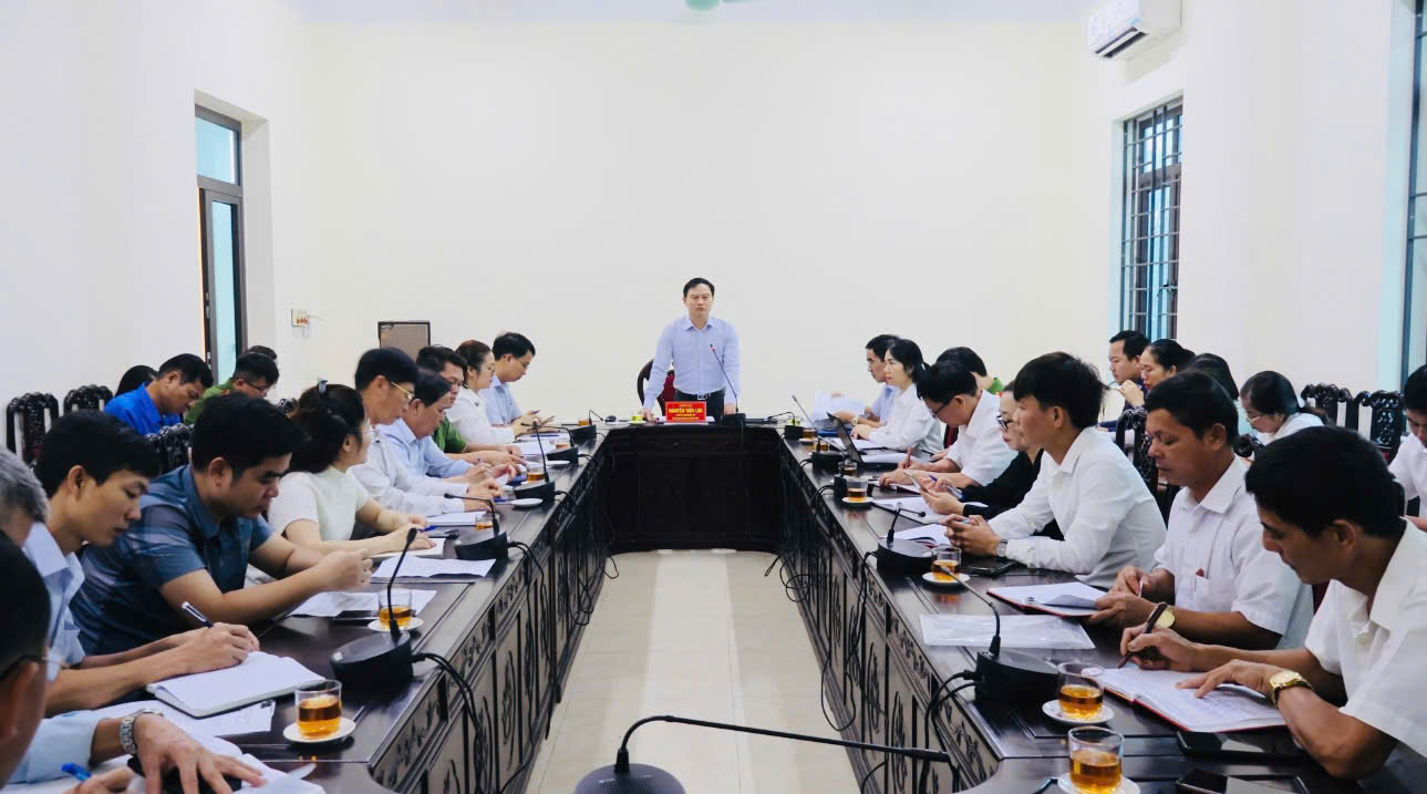 Hội nghị triển khai tiếp tục thực hiện cao điểm chiến dịch làm giàu, làm sạch cơ sở dữ liệu Quốc gia về đất đai trên địa bàn xã
