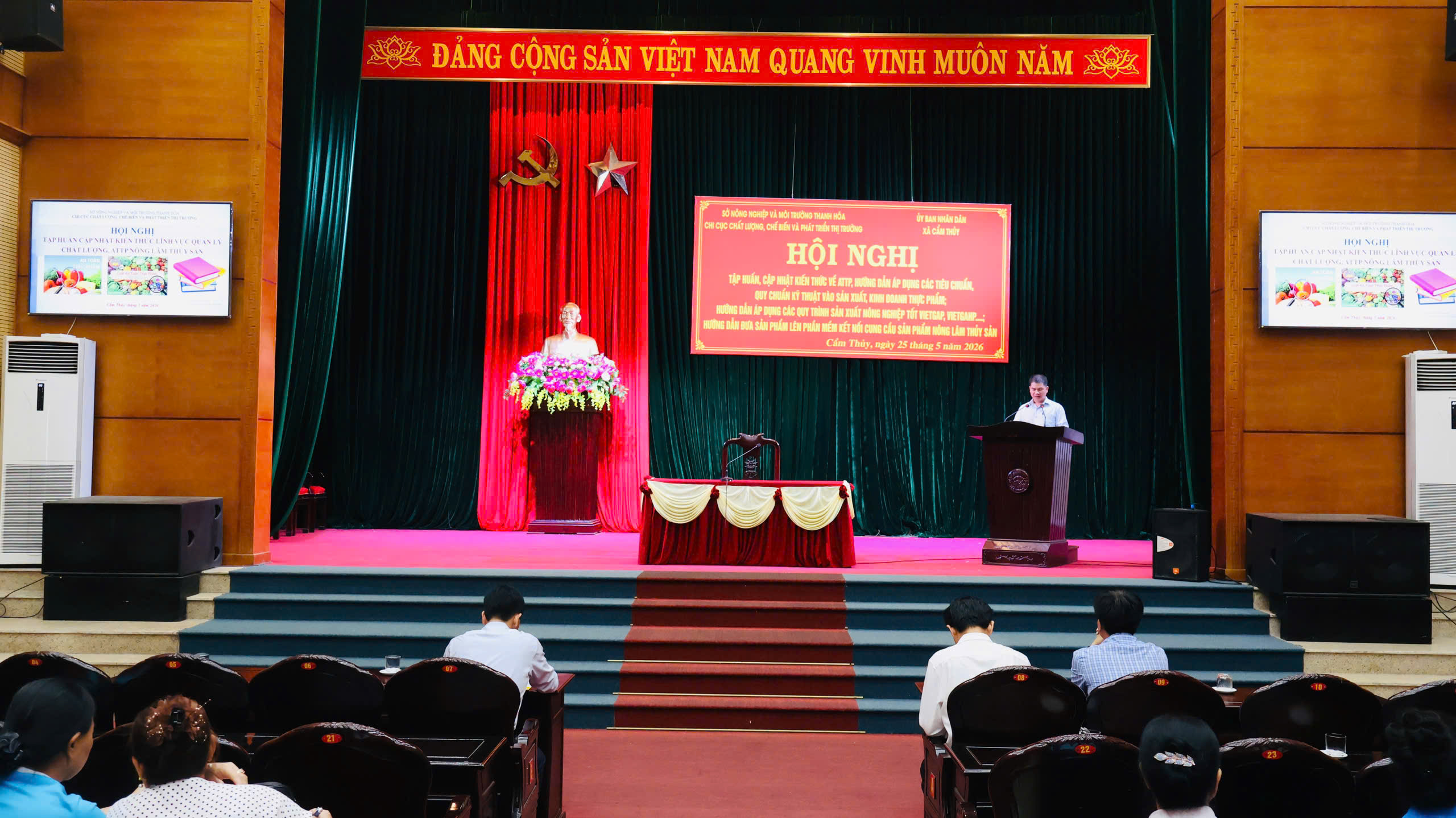 Xã Cẩm Thủy tổ chức tập huấn, cập nhật kiến thức về an toàn thực phẩm năm 2026