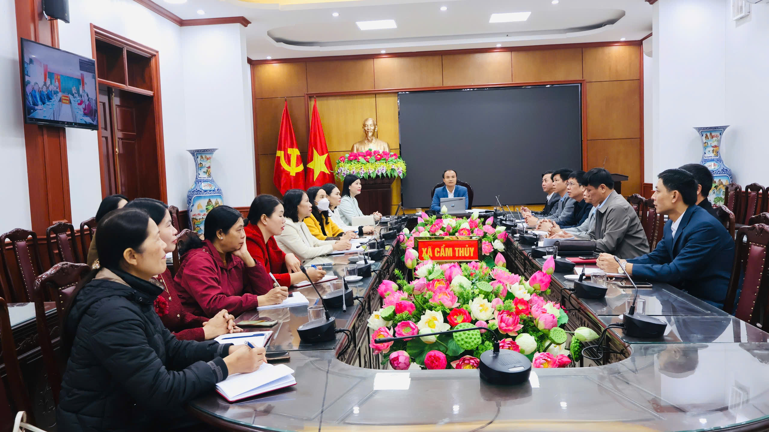 Xã Cẩm Thủy tham dự Hội nghị trực tuyến sơ kết học kỳ I,  triển khai nhiệm vụ học kỳ II năm học 2025–2026