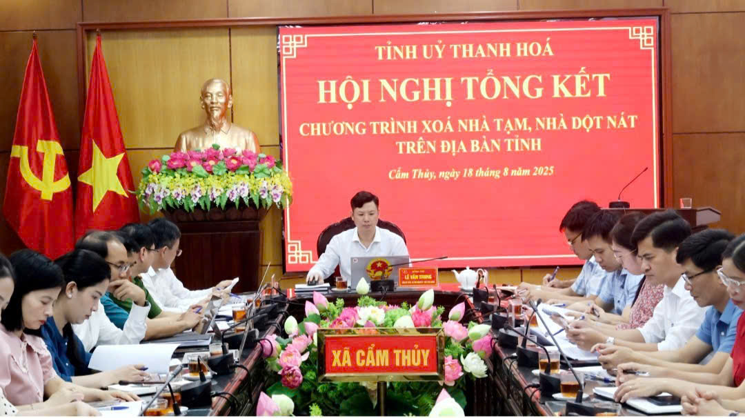 HỘI NGHỊ TRỰC TUYẾN TOÀN TỈNH VỀ TỔNG KẾT CÔNG TÁC XÓA NHÀ TẠM, NHÀ DỘT NÁT