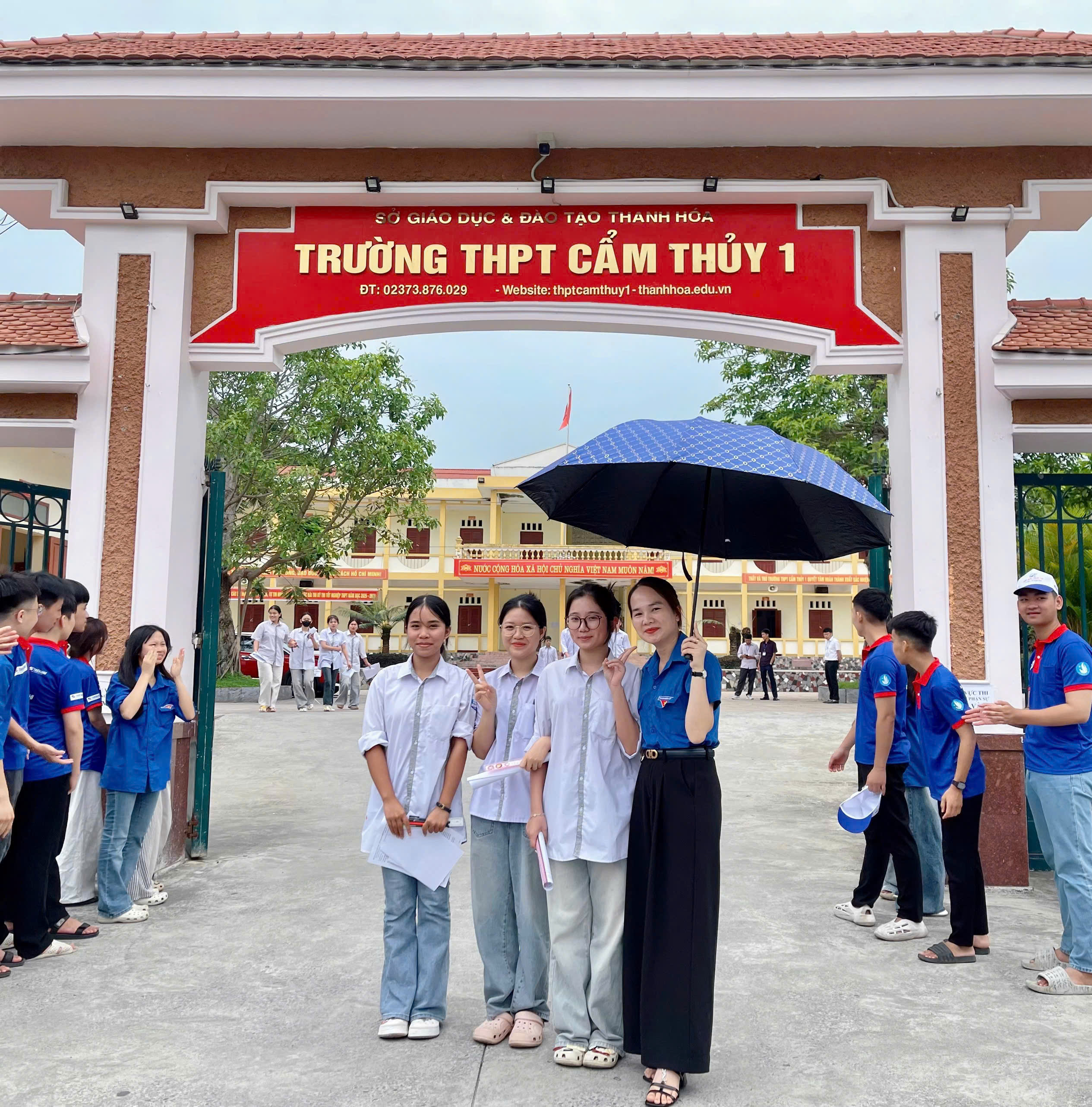 Anh-tin-bai