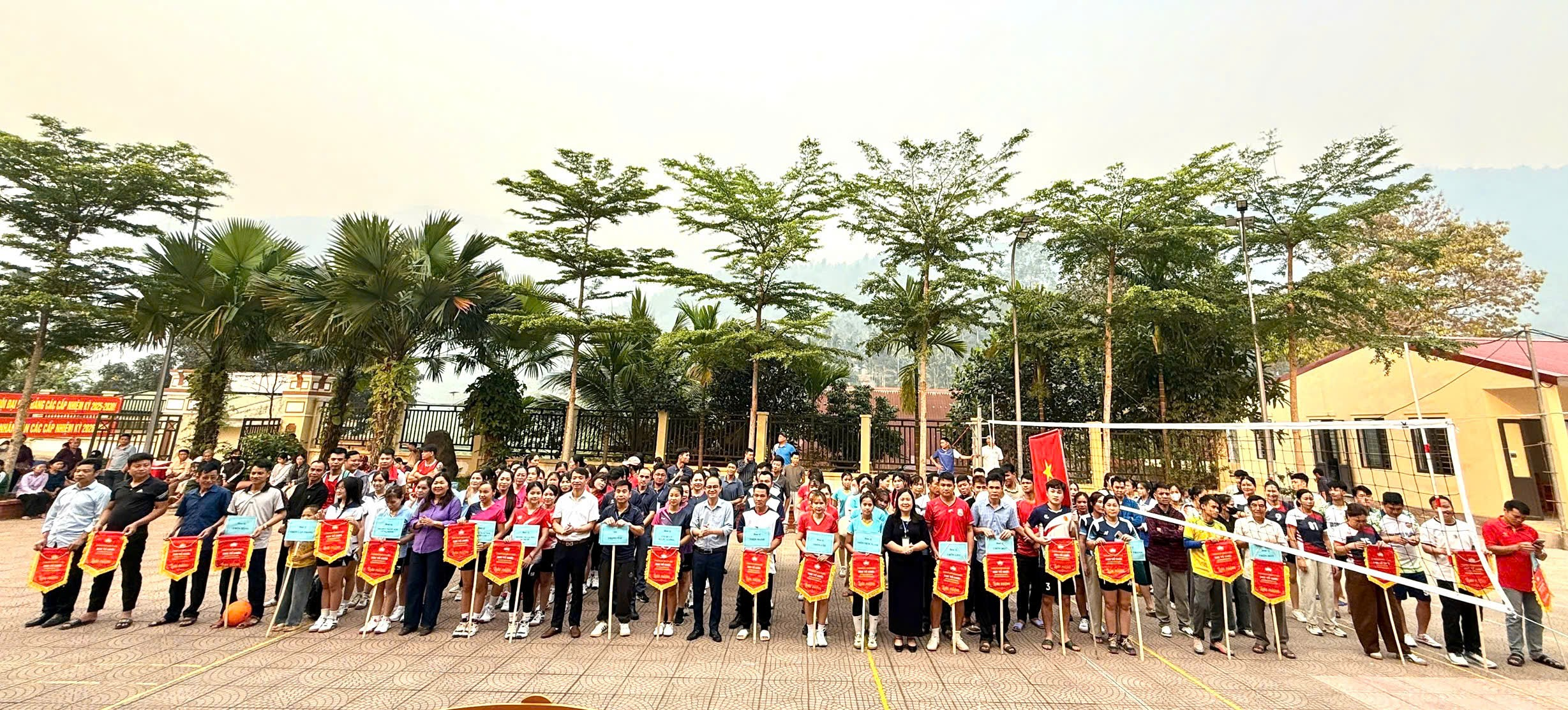 Khai mạc Giải bóng chuyền da nam và bóng chuyền hơi nữ  xã Pù Luông năm 2026