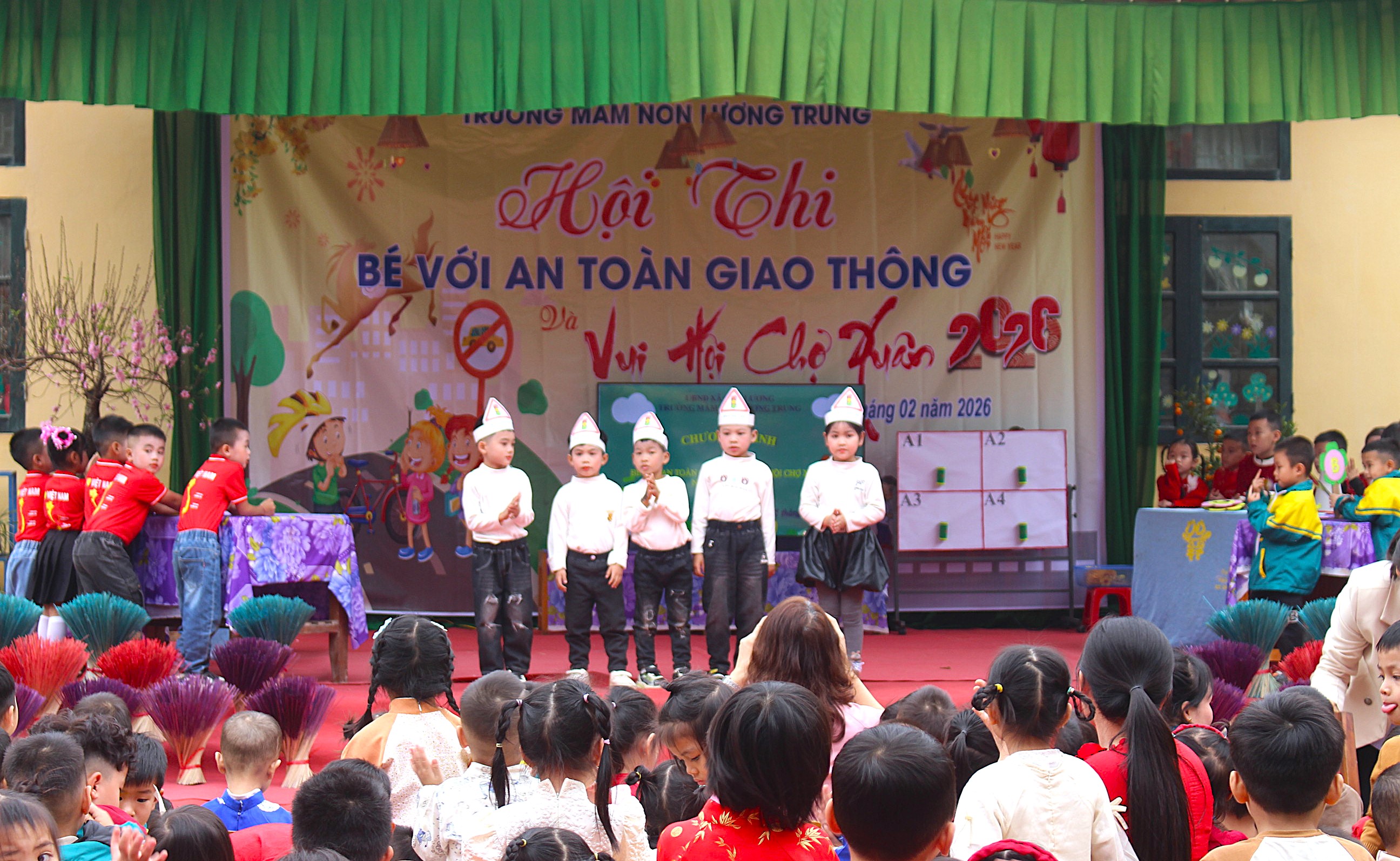 Anh-tin-bai