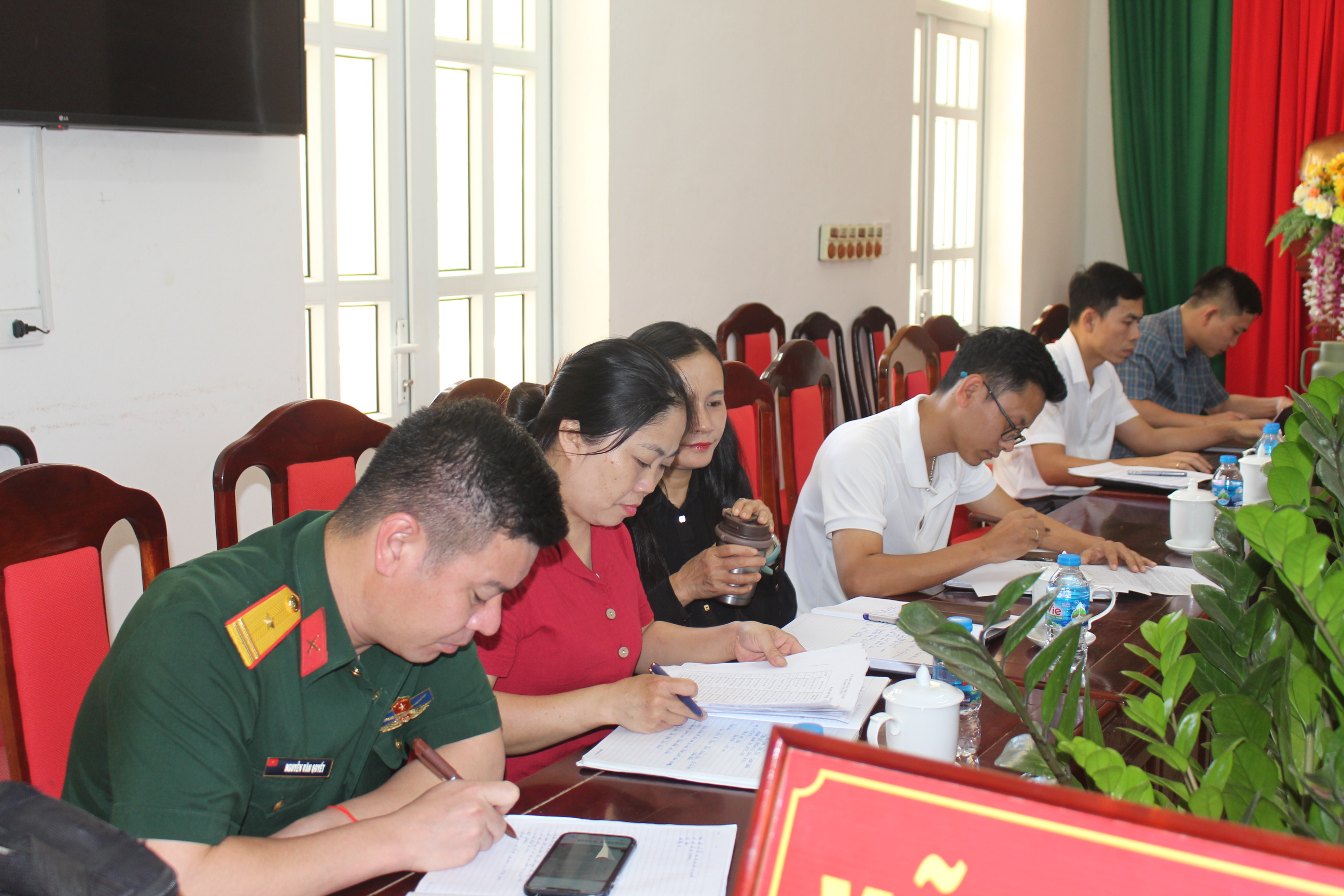 Anh-tin-bai