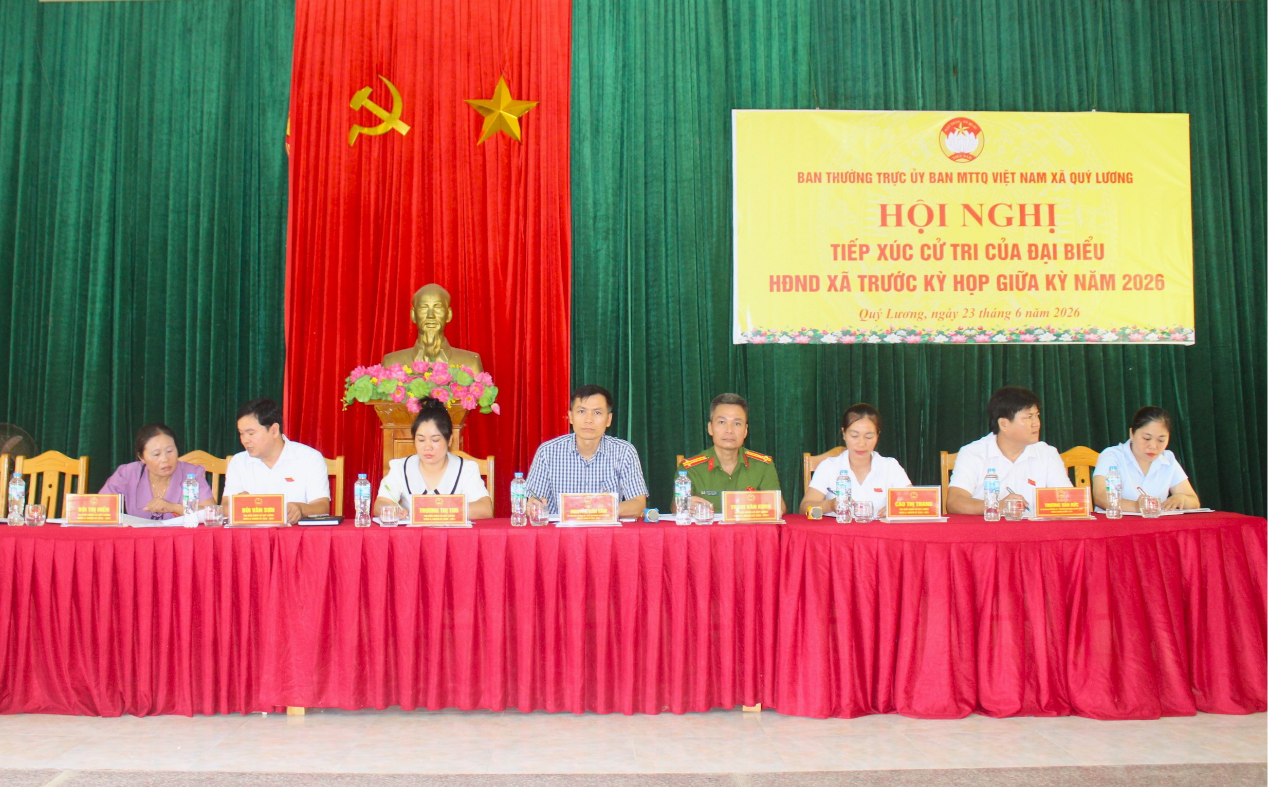 TỔ ĐẠI BIỂU SỐ 02 HĐND XÃ QUÝ LƯƠNG TIẾP XÚC CỬ TRI TRƯỚC KỲ HỌP THƯỜNG LỆ GIỮA NĂM 2026