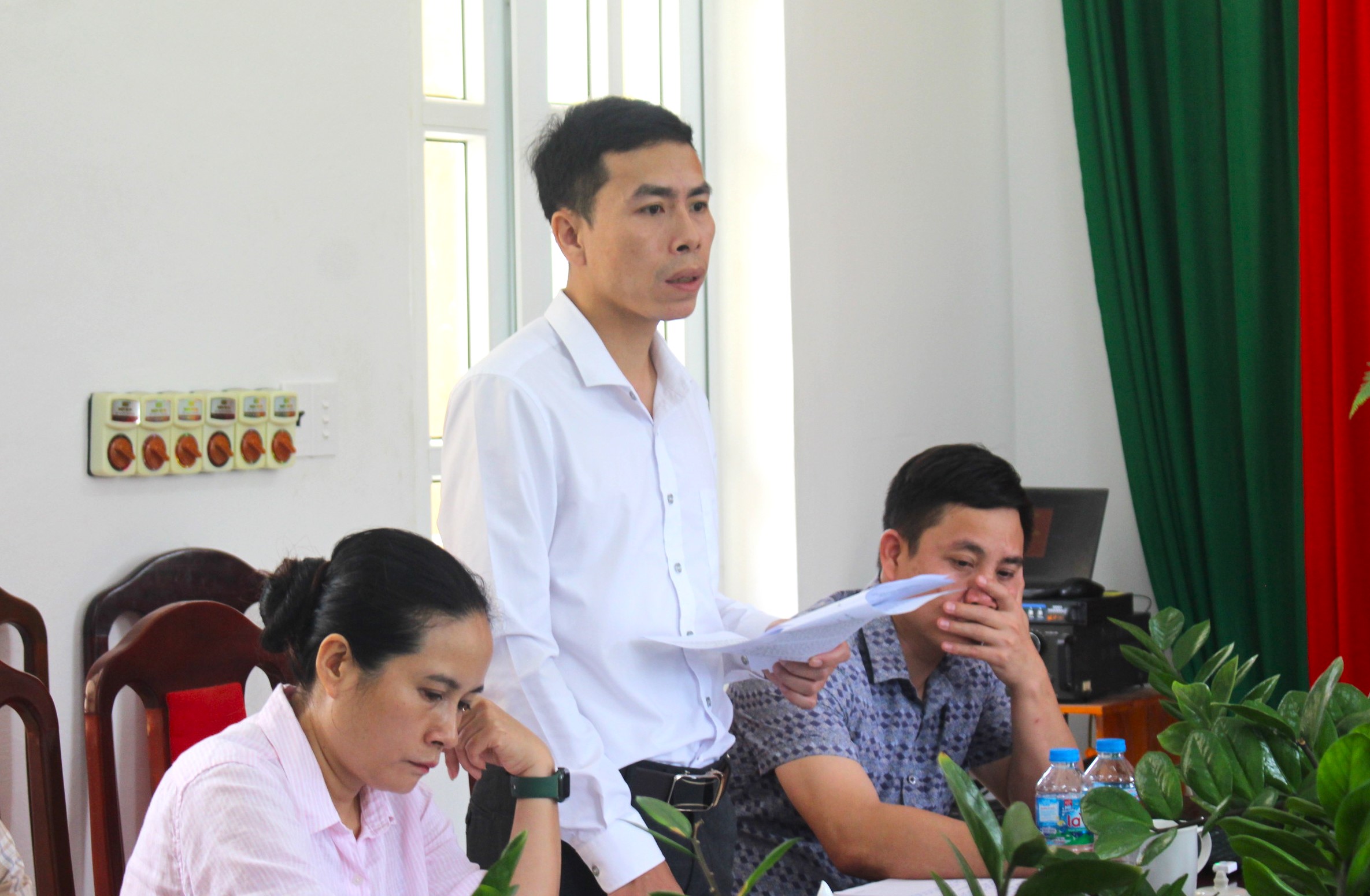 Anh-tin-bai