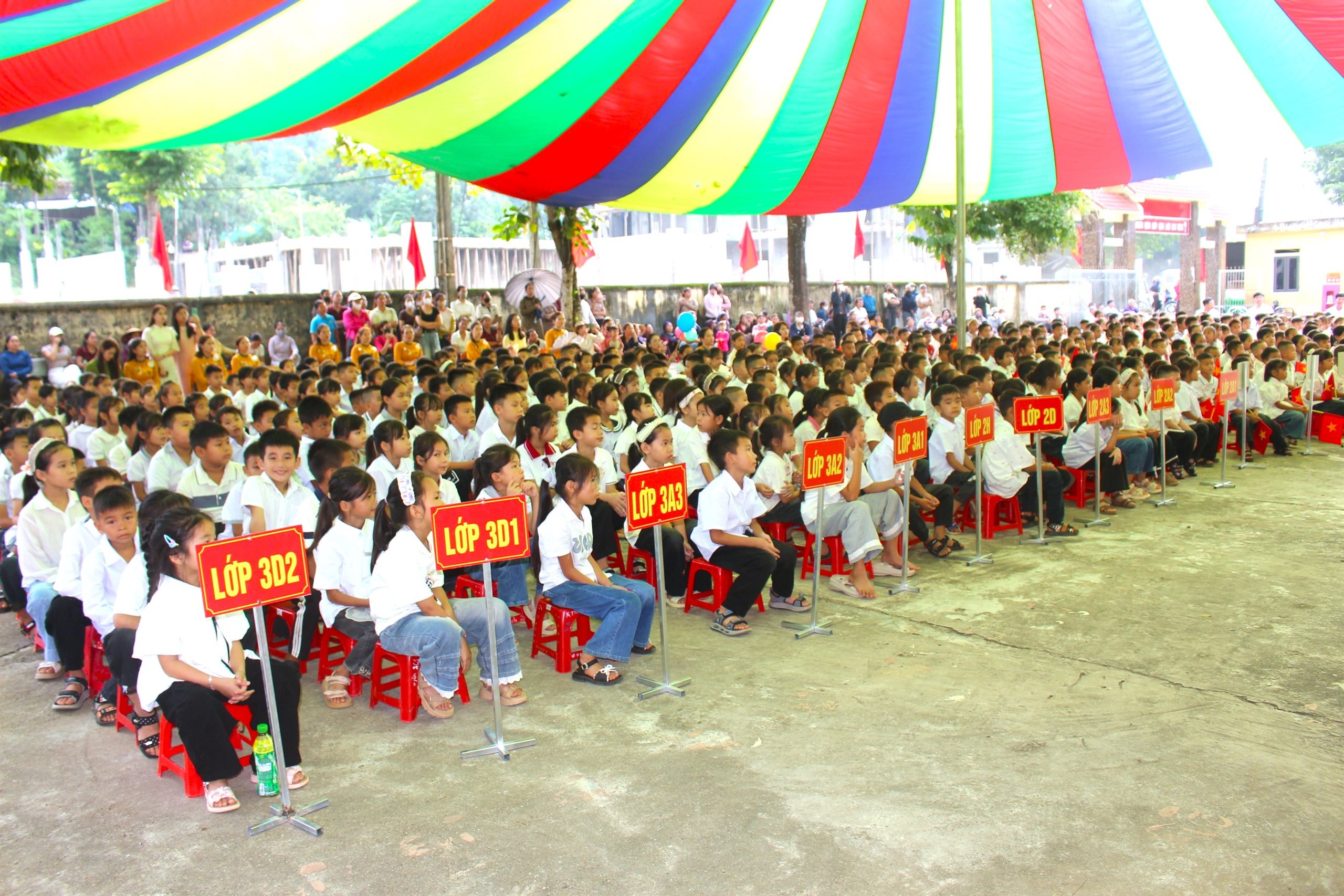 XÃ QUÝ LƯƠNG HÂN HOAN ĐÓN NĂM HỌC MỚI 2026 - 2027