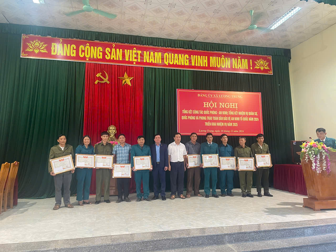 quốc phòng 1.jpg