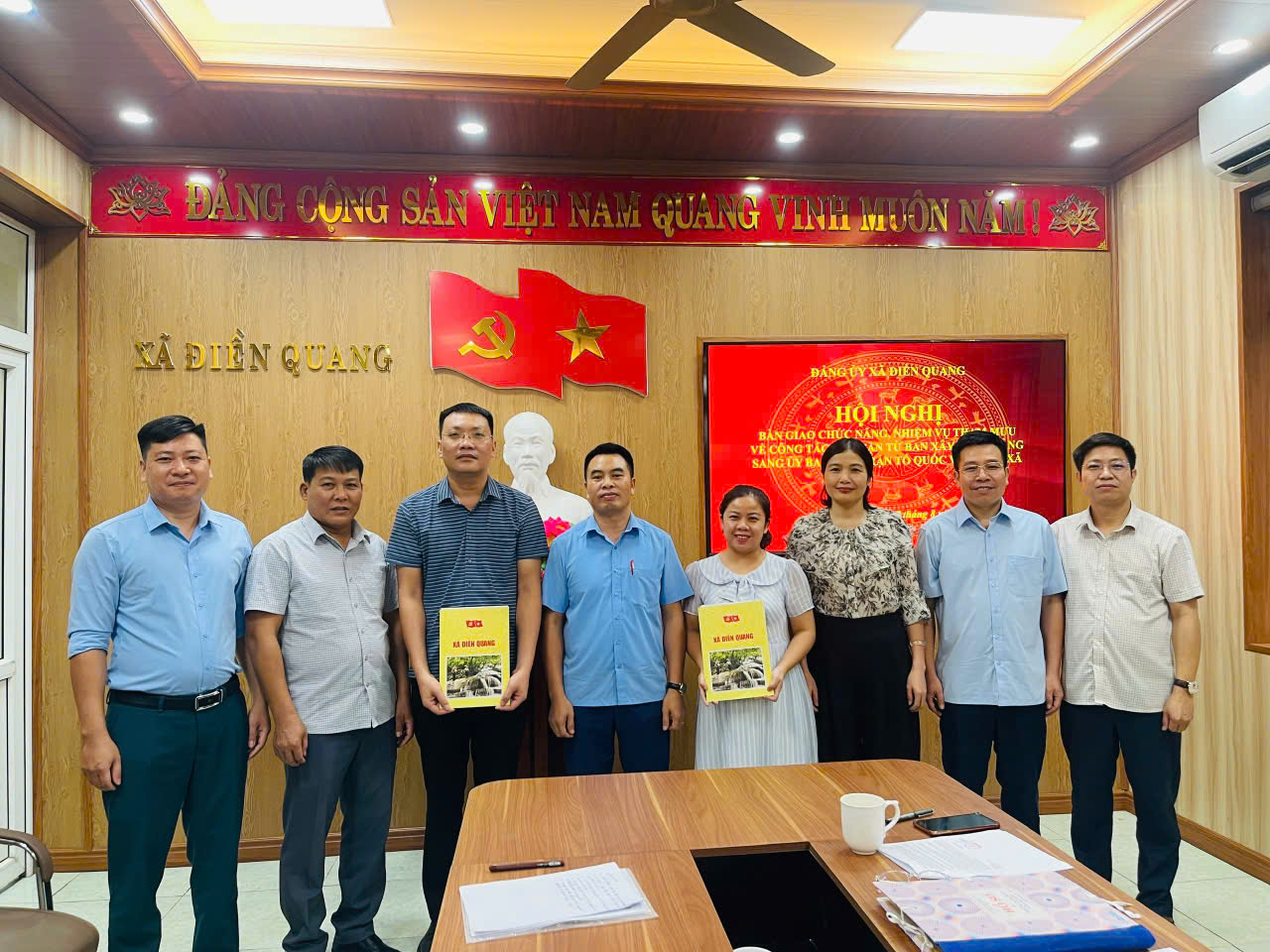 Đảng ủy xã Điền Quang tổ chức hội nghị bàn giao công tác Dân vận từ Ban Xây dựng Đảng sang Ủy ban Mặt trận Tổ quốc Việt Nam xã