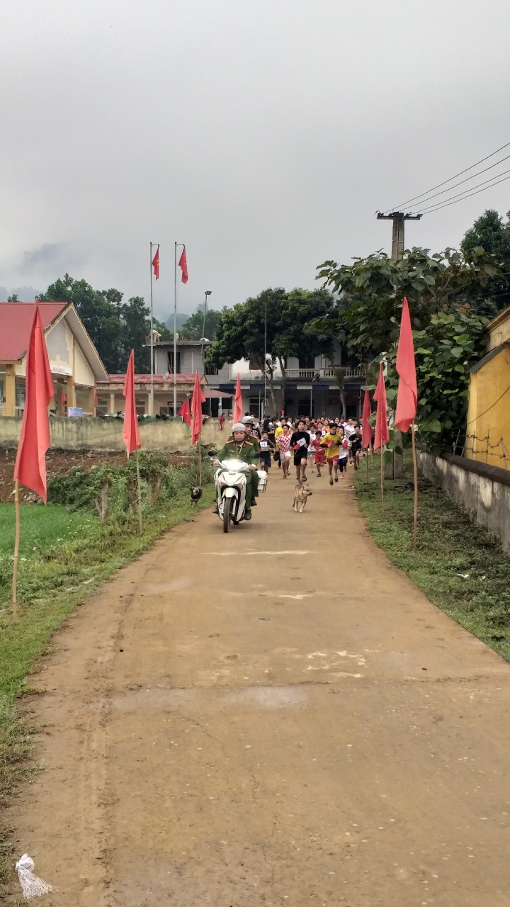 chạy vietj dã 1.jpg