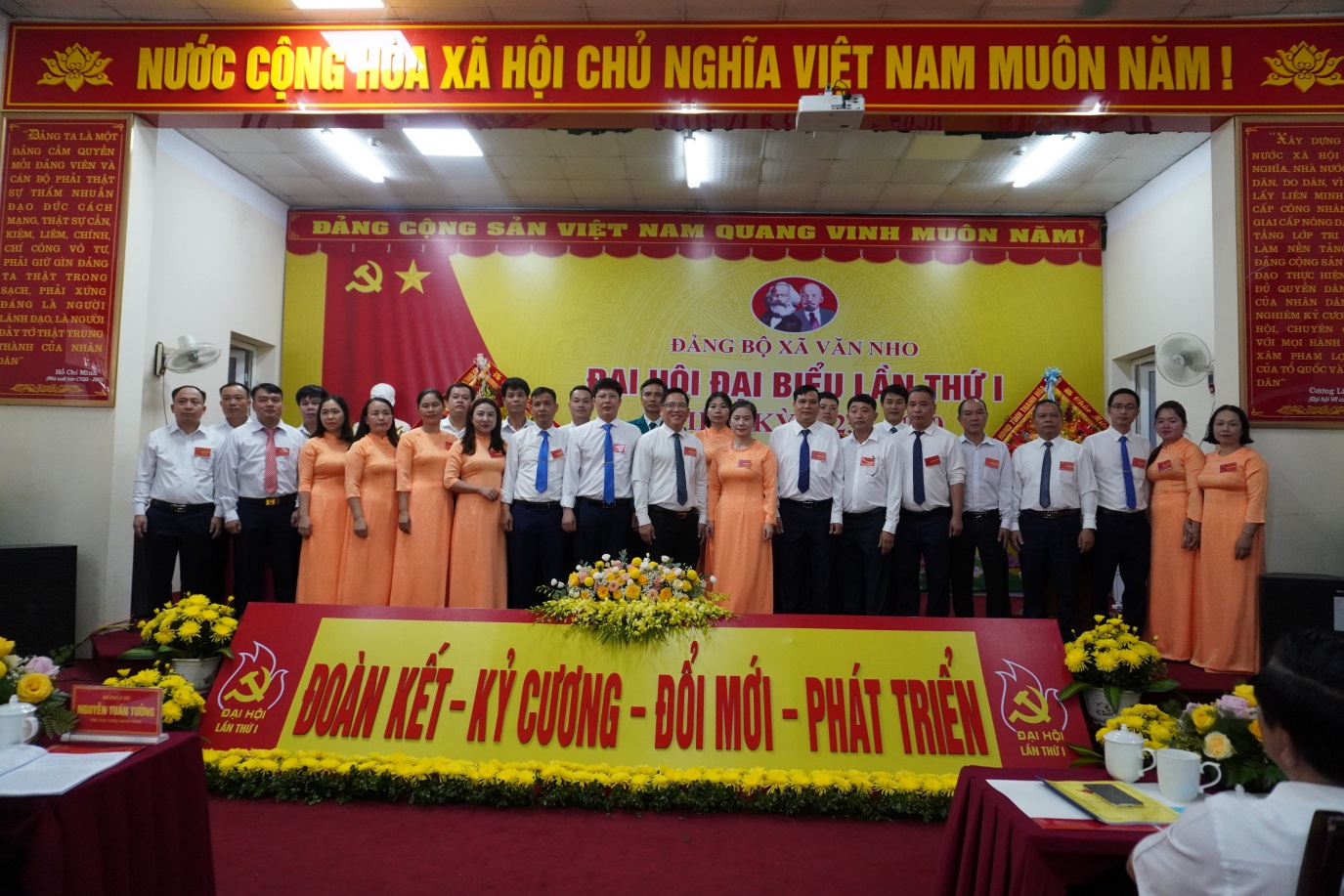 D:\Tài liệu Hùng (TTCUDVC)\File ảnh\Ảnh chụp\DSC00518.JPG