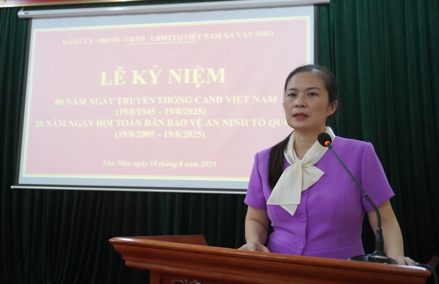 D:\Tài liệu Hùng (TTCUDVC)\File ảnh\Ảnh chụp\DSC00725.JPG