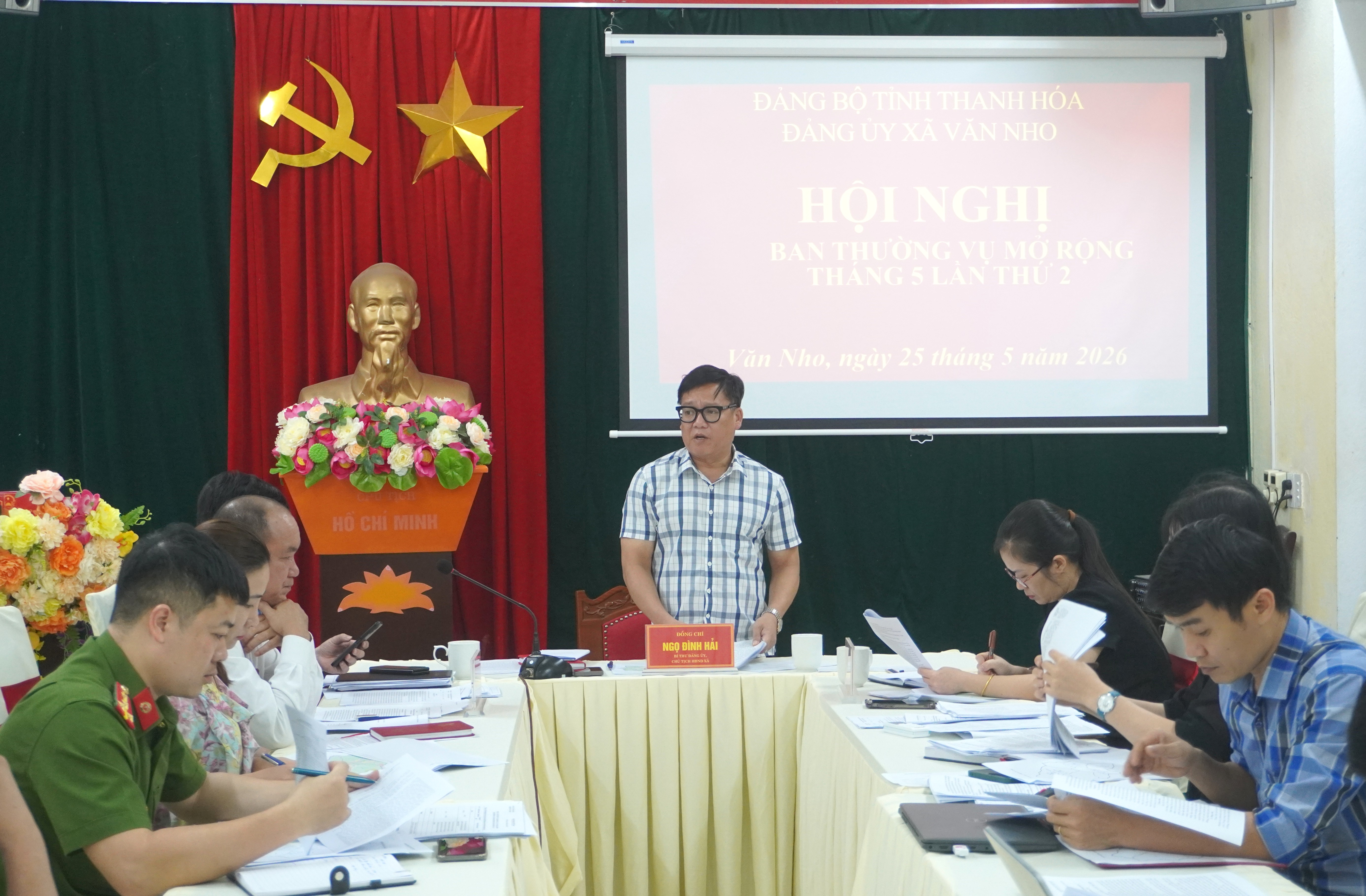 Anh-tin-bai