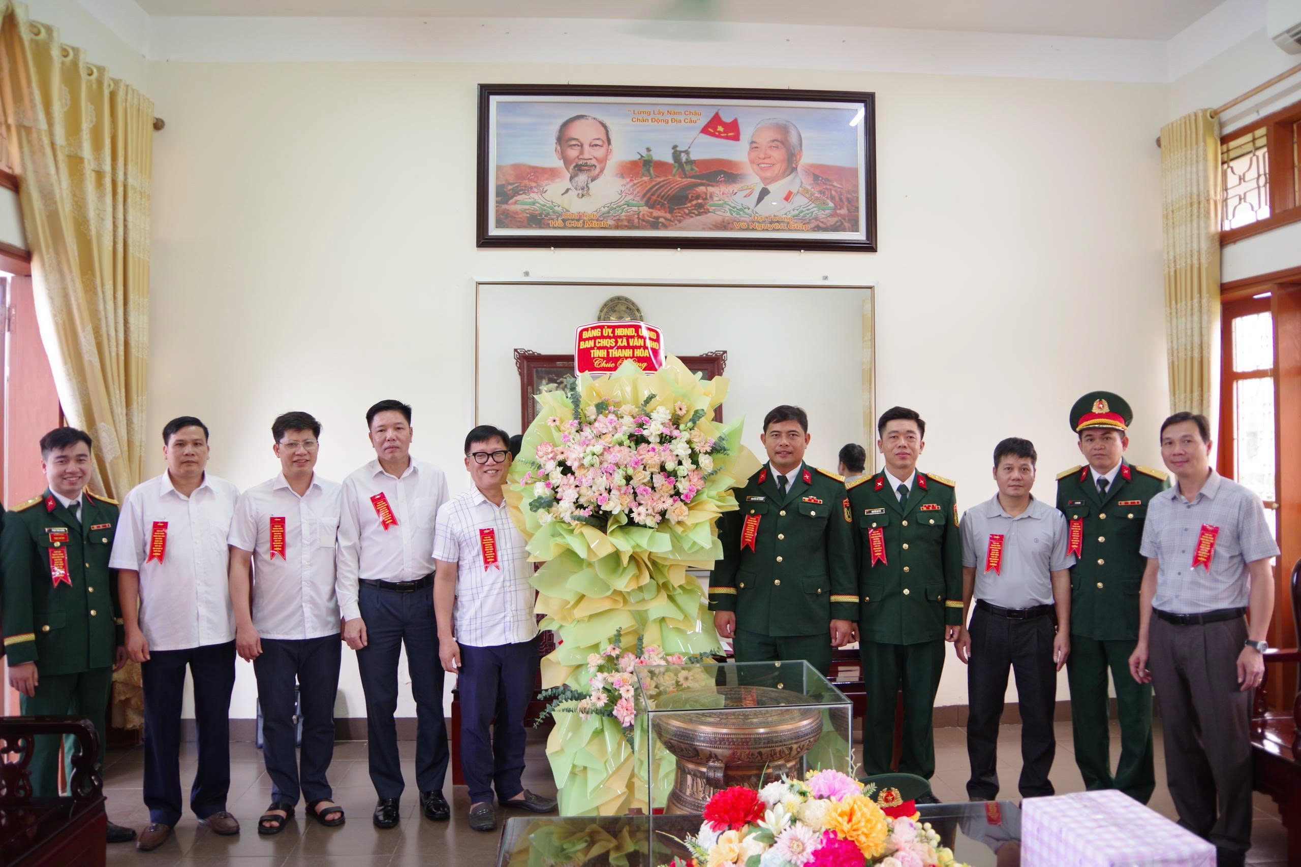 Anh-tin-bai