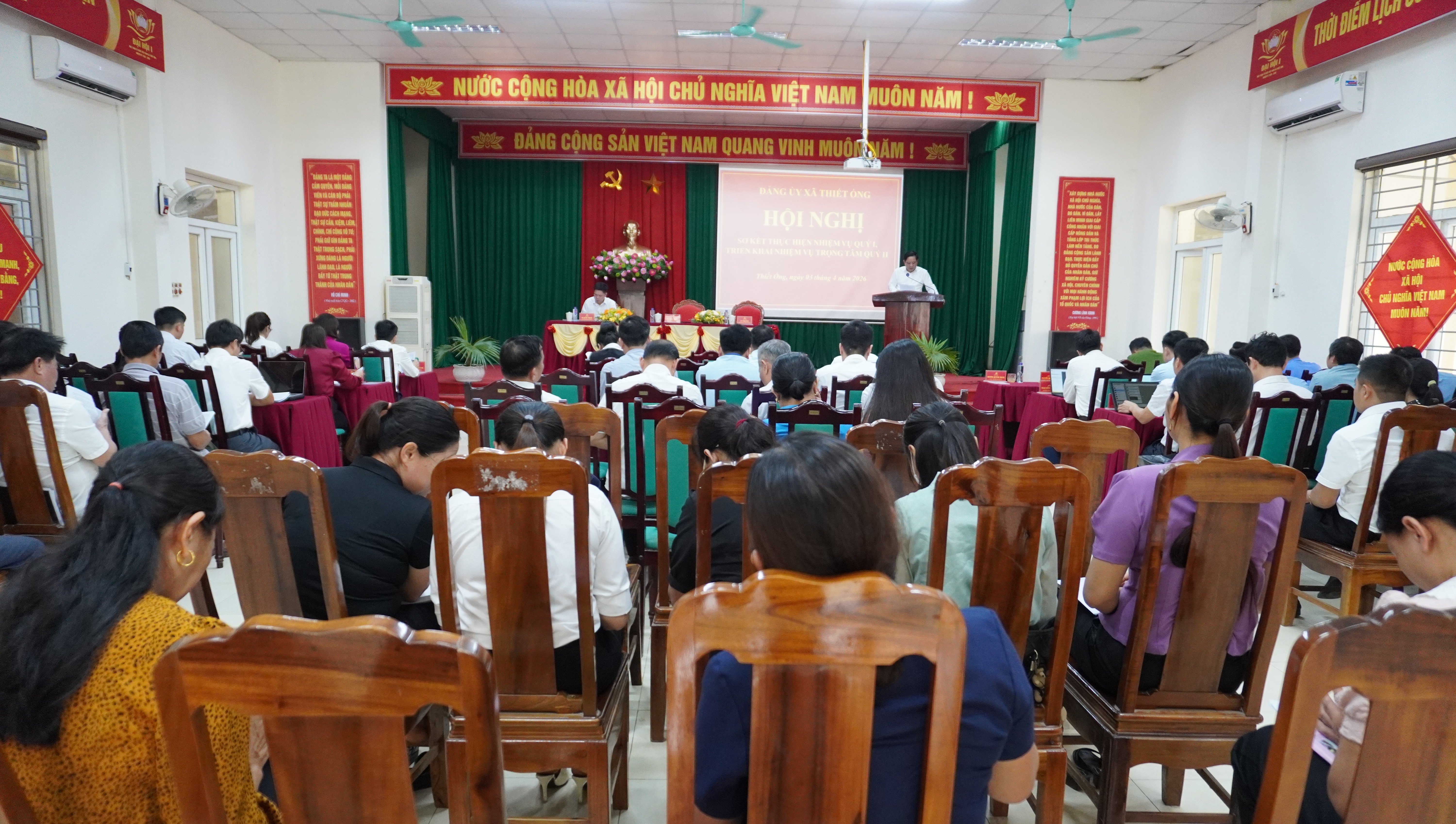 Đảng uỷ xã Thiết Ống tổ chức Hội nghị BCH Đảng bộ xã (mở rộng) 