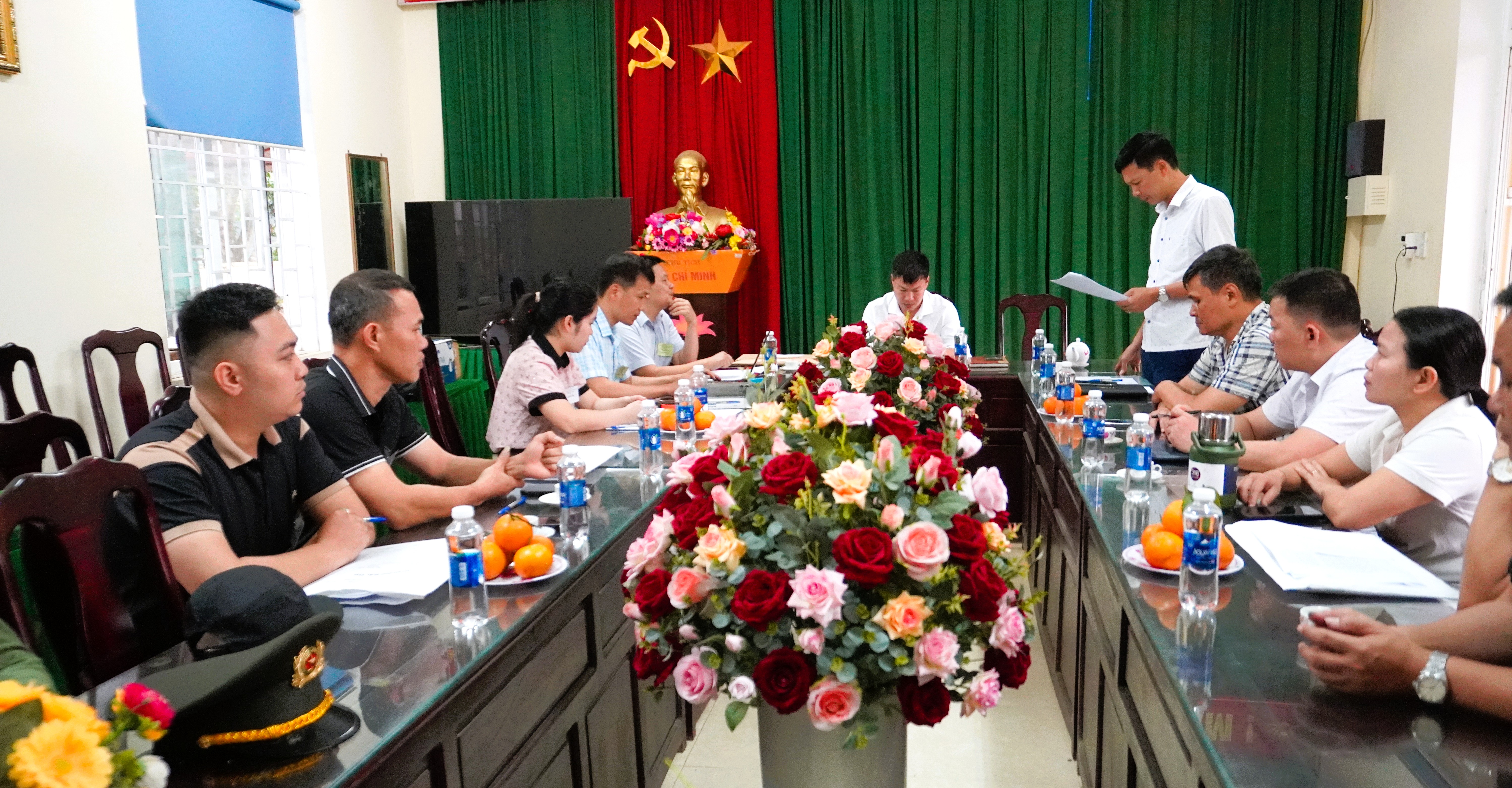 Anh-tin-bai