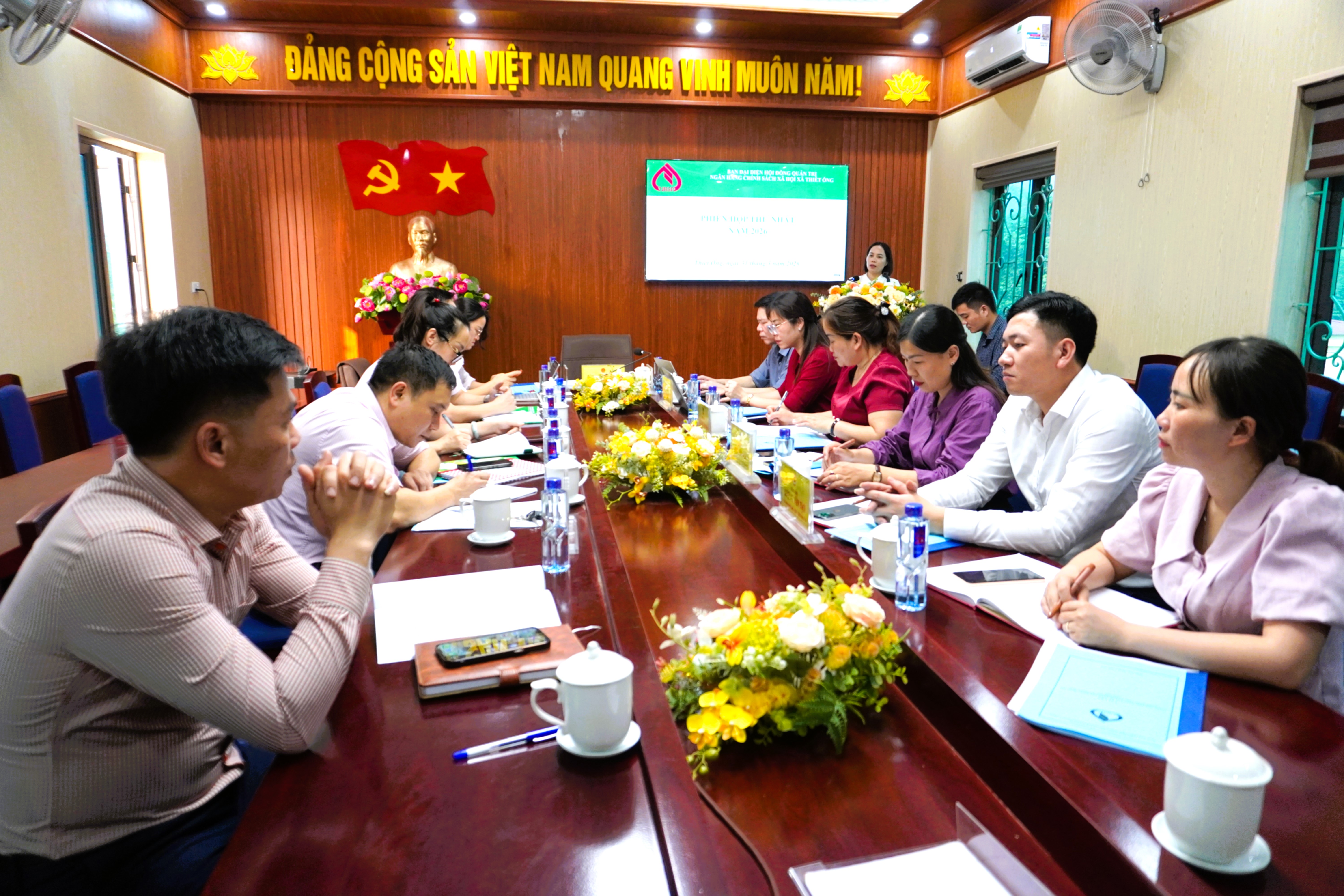 Ban đại diện Hội đồng quản trị Ngân hàng Chính sách xã hội xã Thiết Ống tổ chức phiên họp thứ Nhất năm 2026 