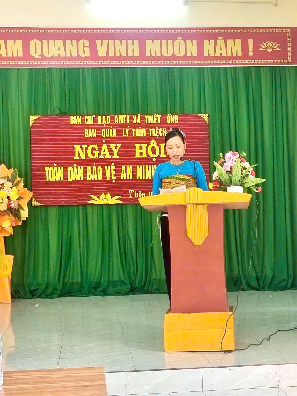 Anh-tin-bai