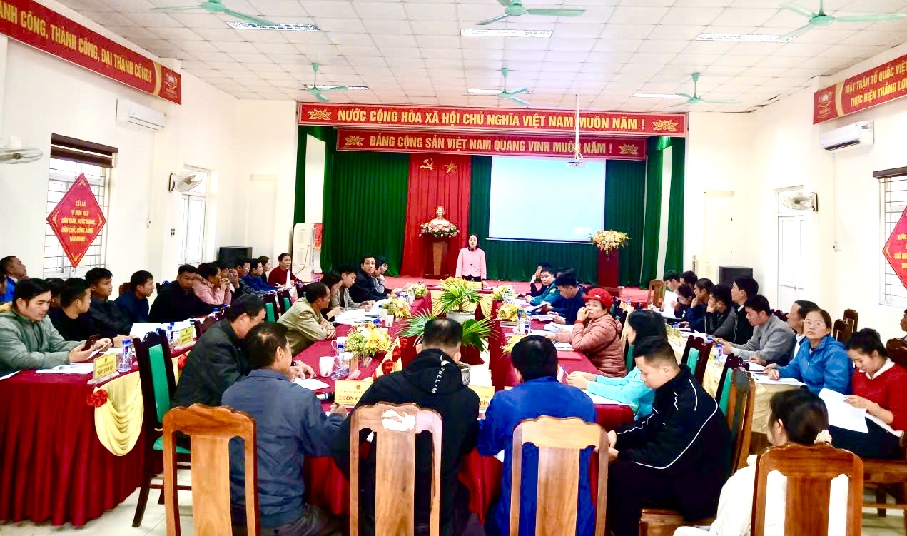 UBND xã Thiết Ống tổ chức hội nghị rà soát hộ nghèo, hộ cận nghèo; xác định hộ làm nông nghiệp, ngư nghiệp có mức sống trung bình và người lao động có thu nhập thấp trên địa bàn xã.