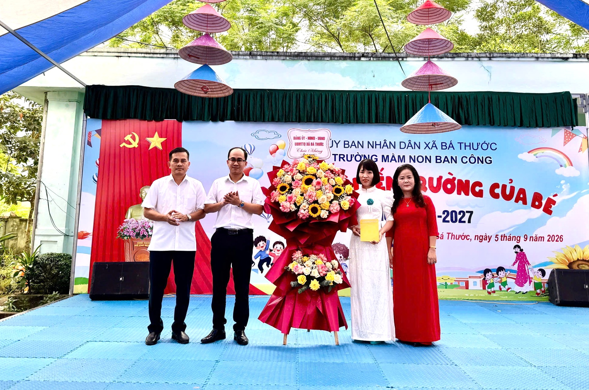 Anh-tin-bai