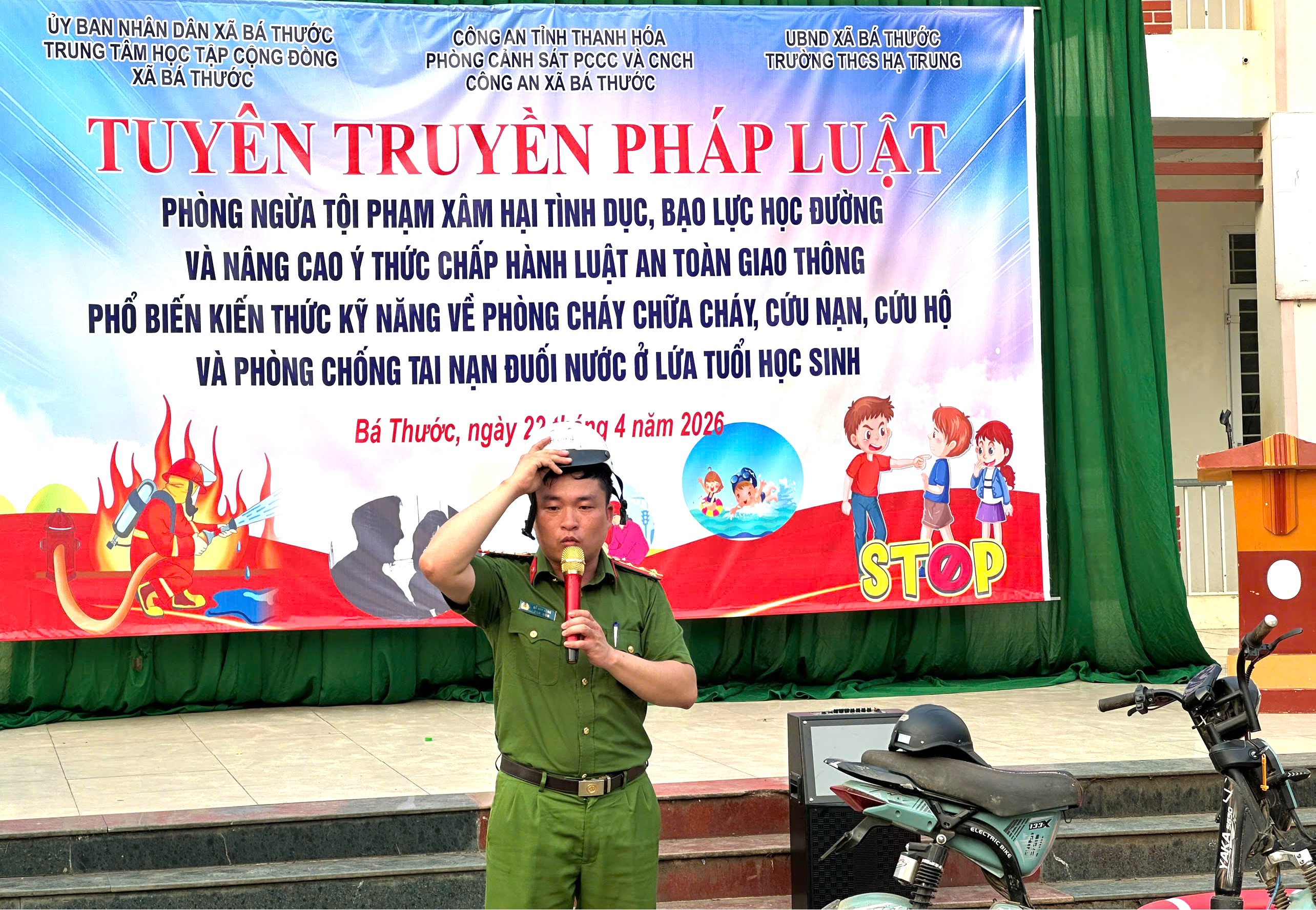 Anh-tin-bai