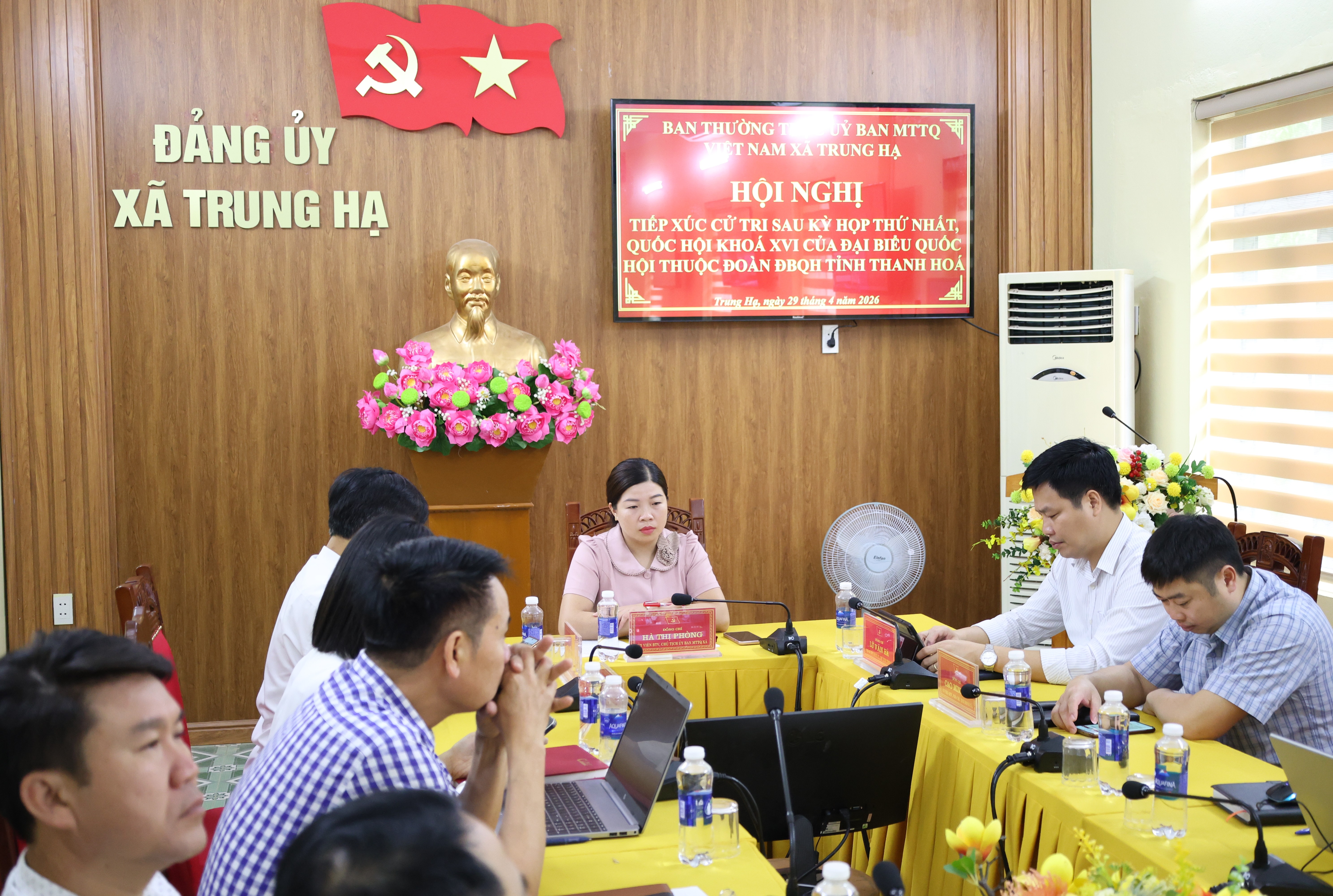 Anh-tin-bai
