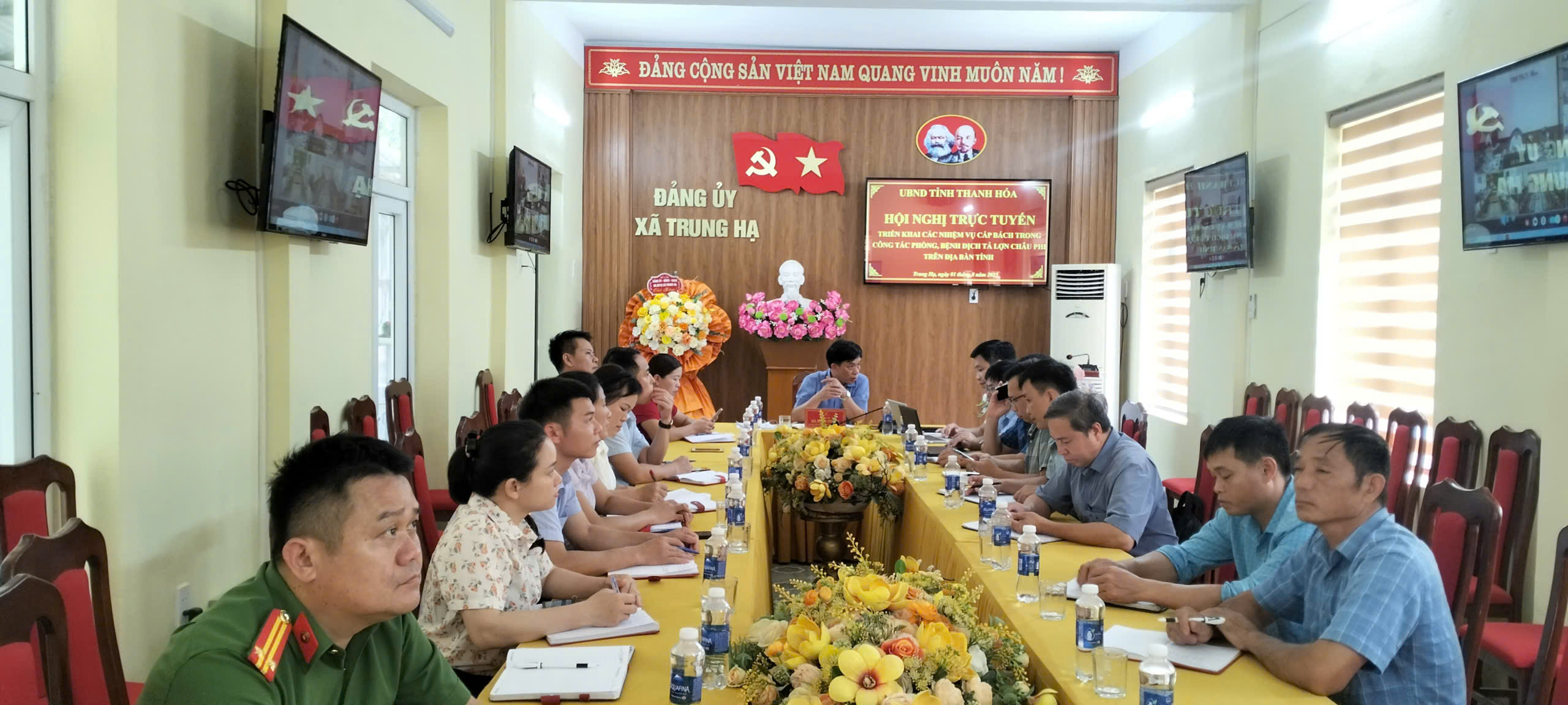 Anh-tin-bai