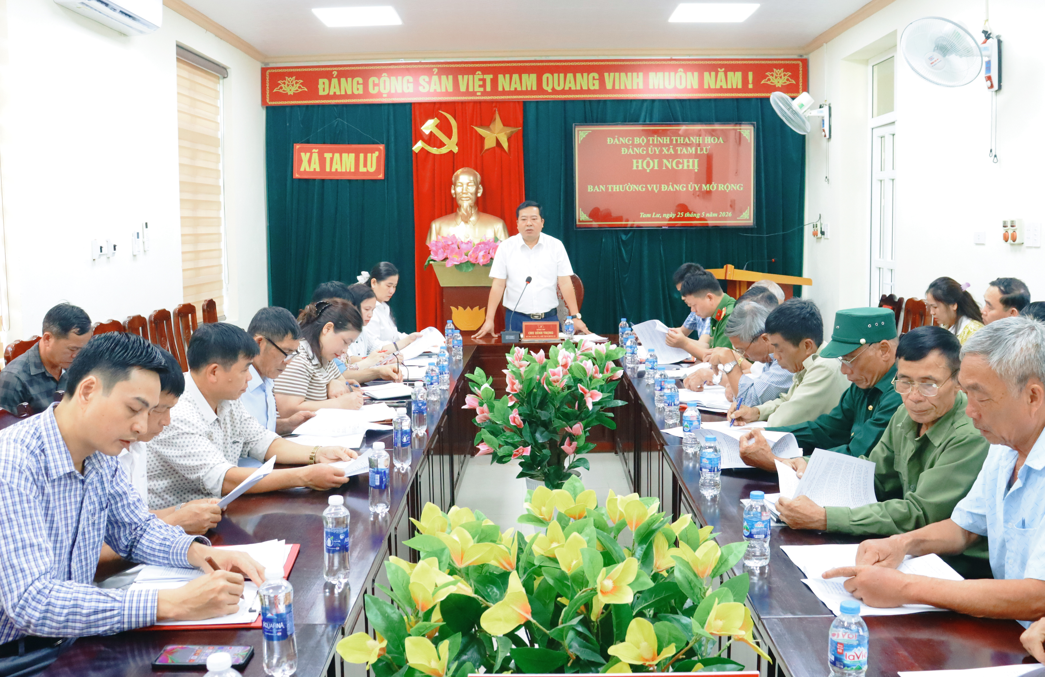 Anh-tin-bai