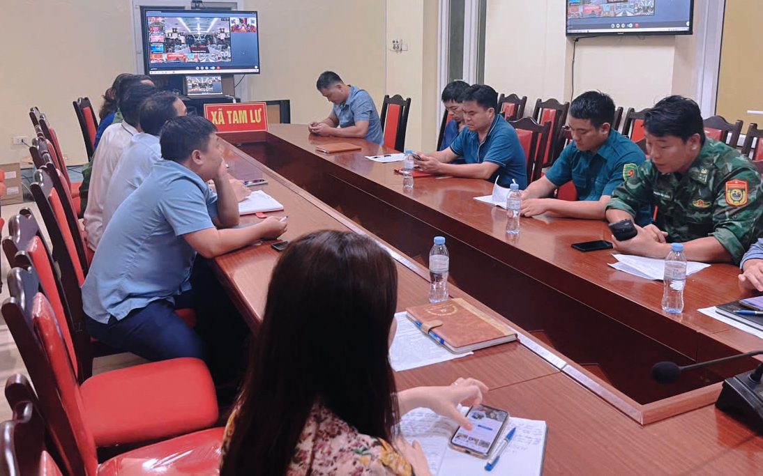 Hội nghị trực tuyến ứng phó với cơn bão số 5