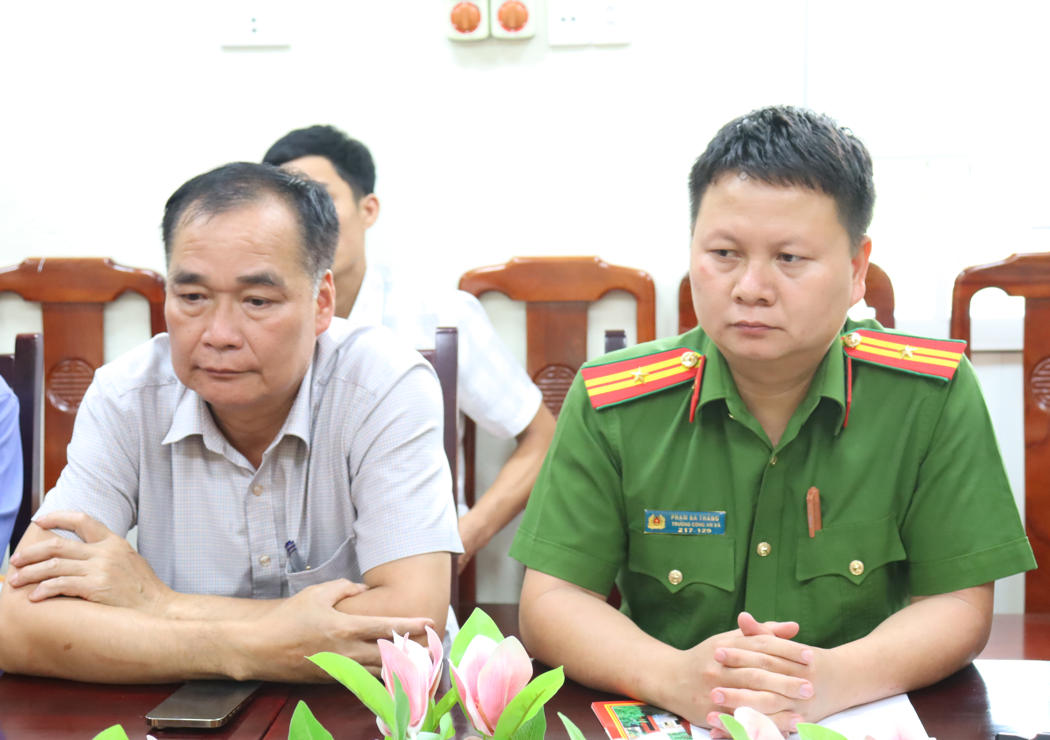Anh-tin-bai
