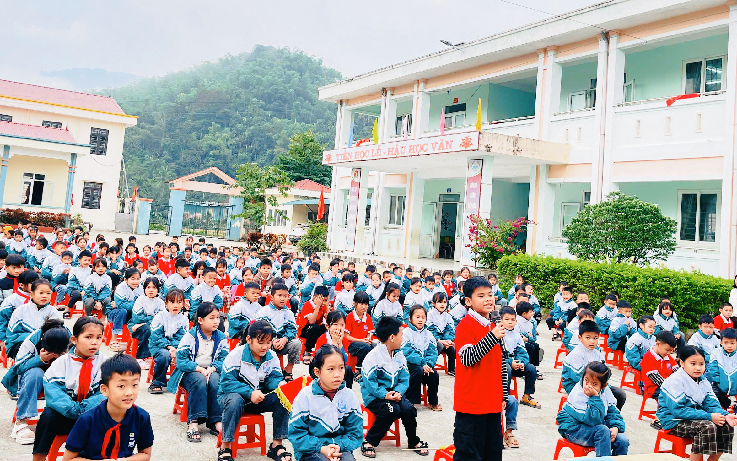 Anh-tin-bai