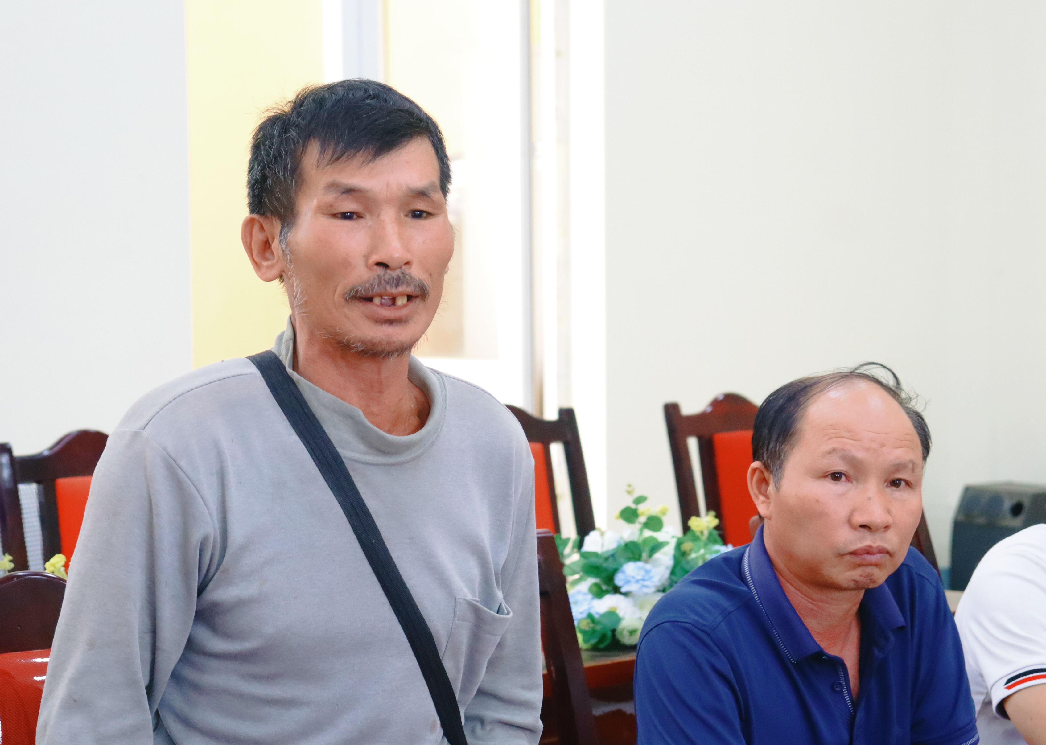 Anh-tin-bai