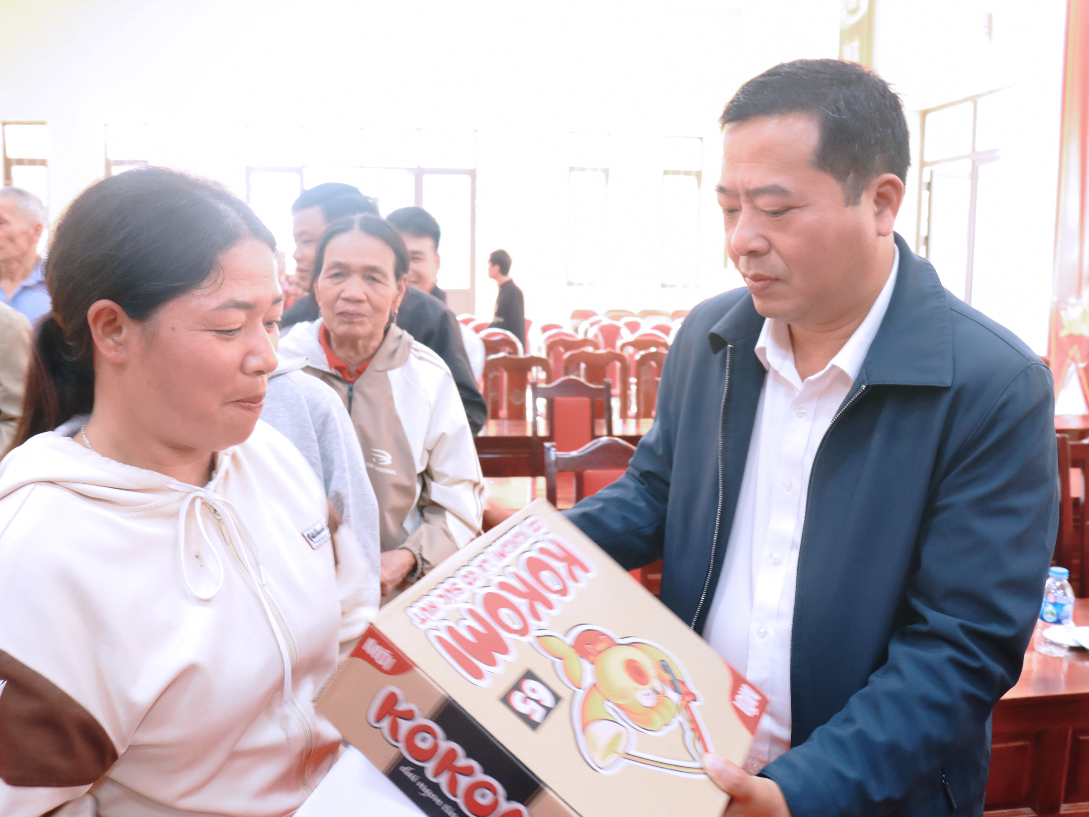 Anh-tin-bai
