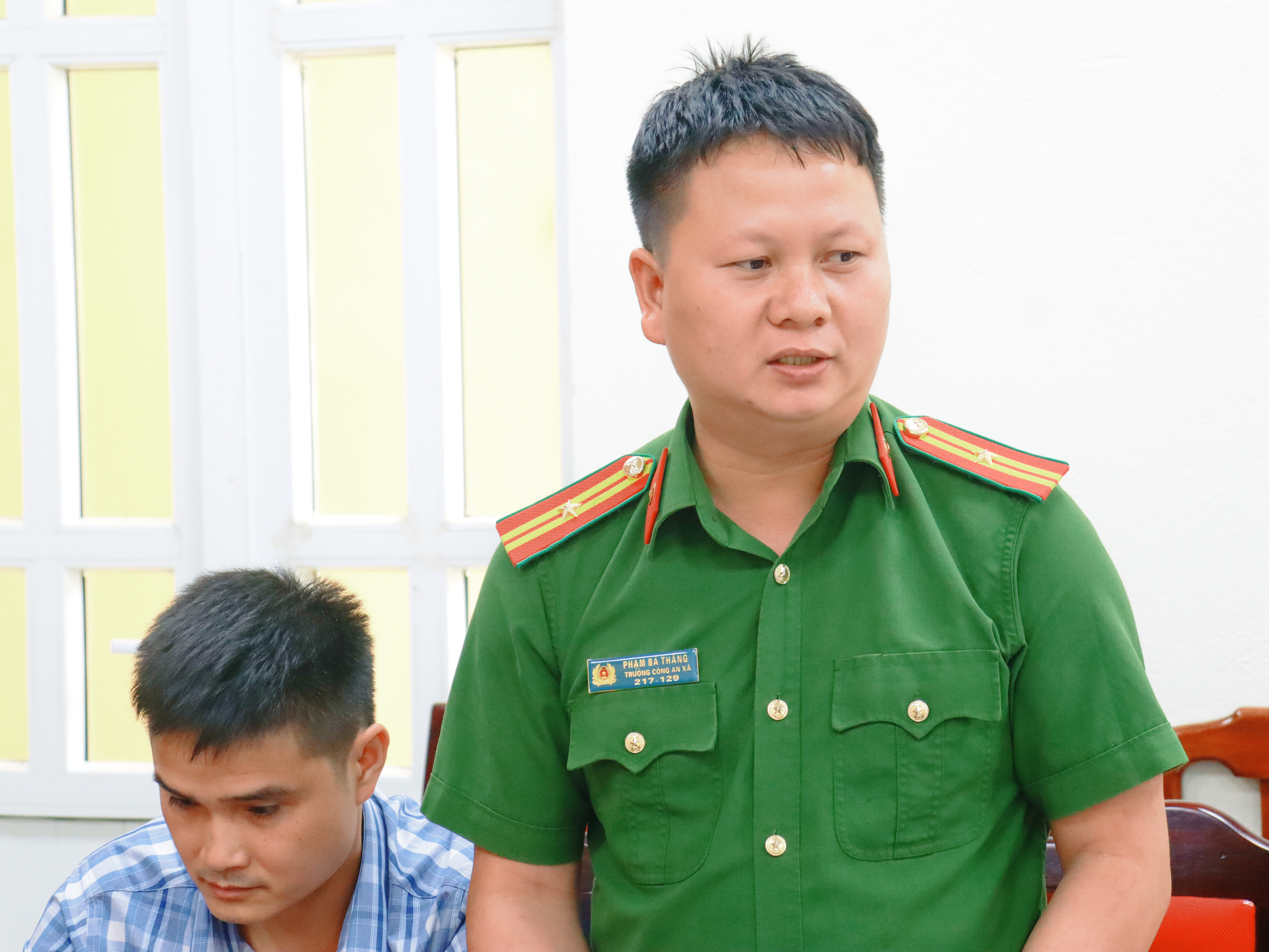 Anh-tin-bai