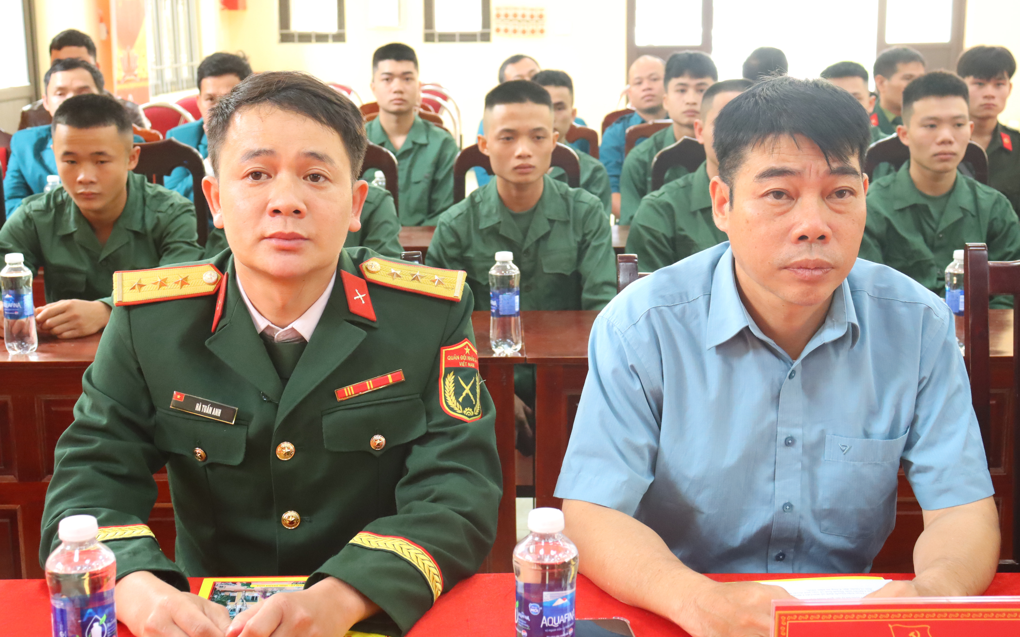Anh-tin-bai