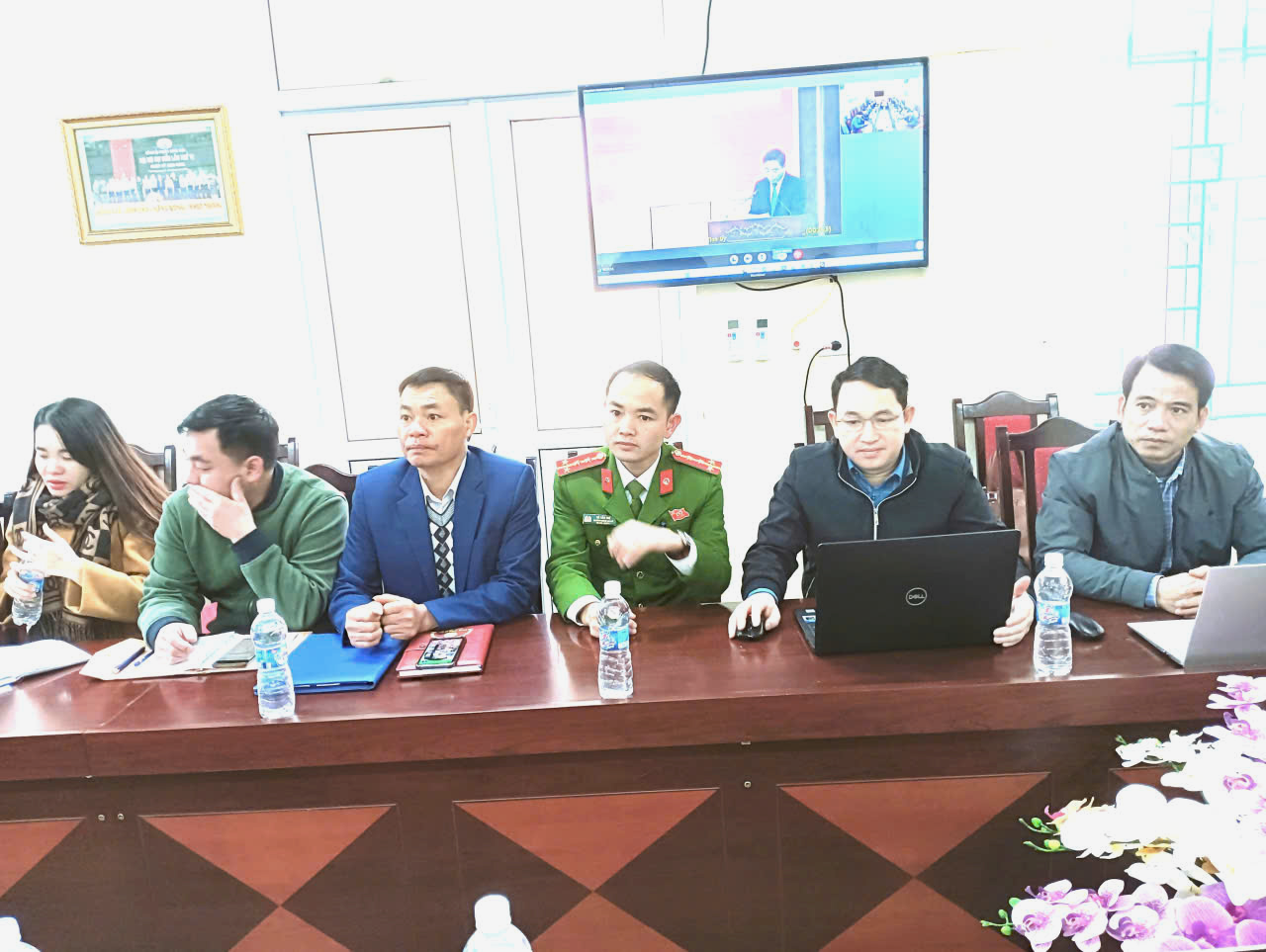 C:\Users\Admin\Desktop\Ảnh HN trực tuyến\z7415639555429_08b59d6918b3b33a6ba5de7d20f00b2e.jpg