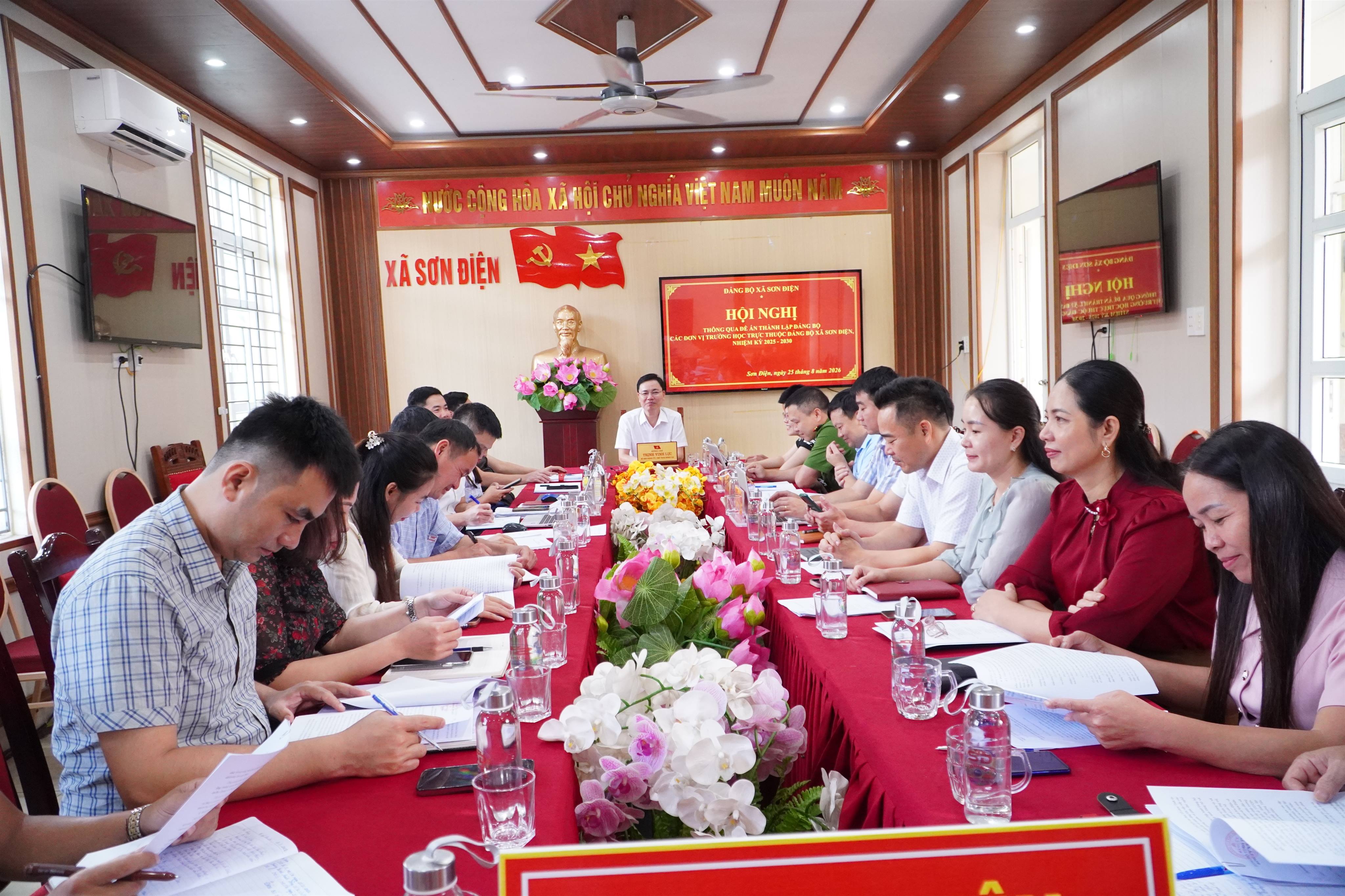 Hội nghị Ban Chấp hành Đảng bộ xã Sơn Điện thông qua Đề án thành lập Đảng bộ khối trường học