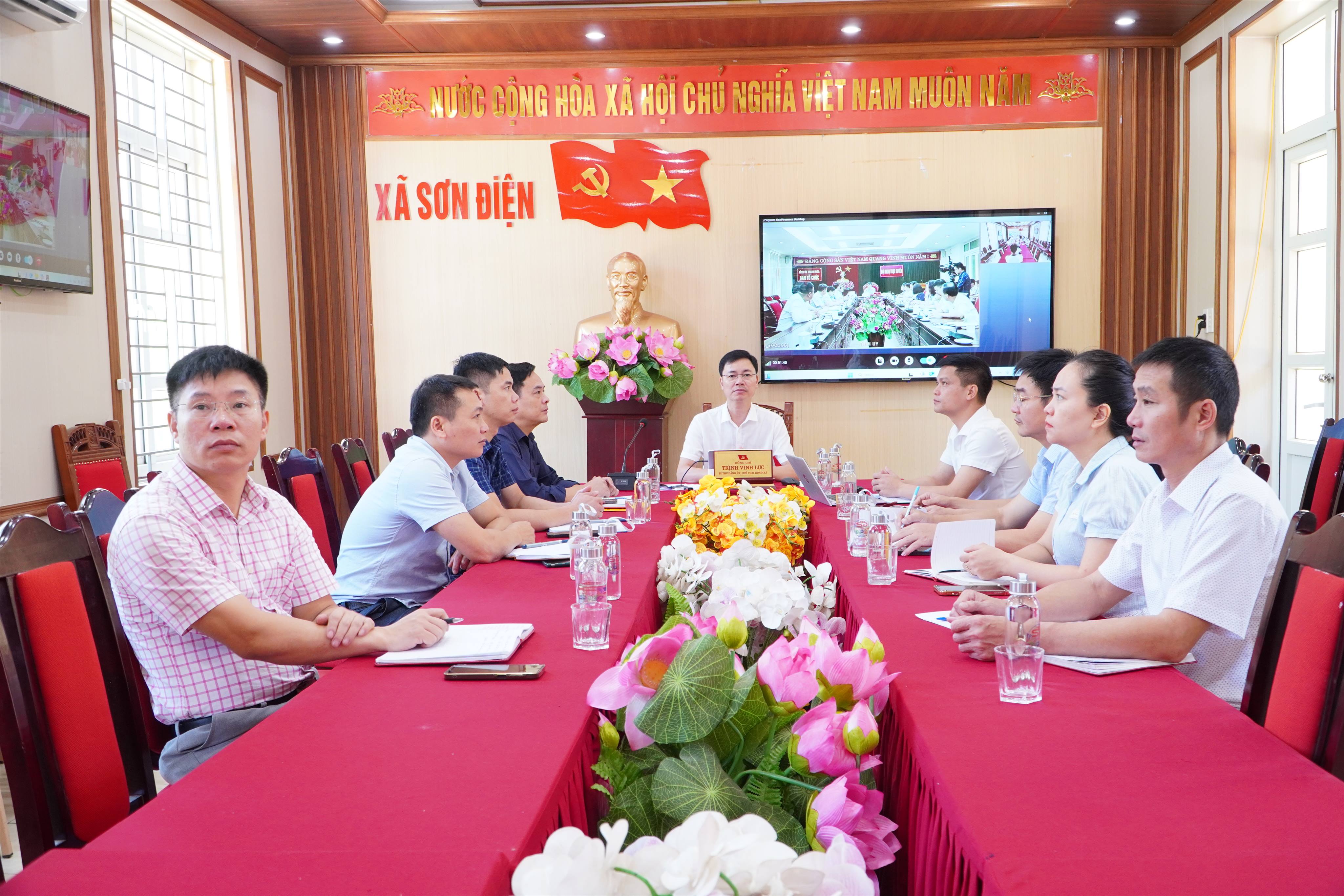 Xã Sơn Điện tham dự hội nghị trực tuyến đẩy nhanh tiến độ thực hiện các nhiệm vụ chuyển đổi số trong ngành tổ chức xây dựng đảng