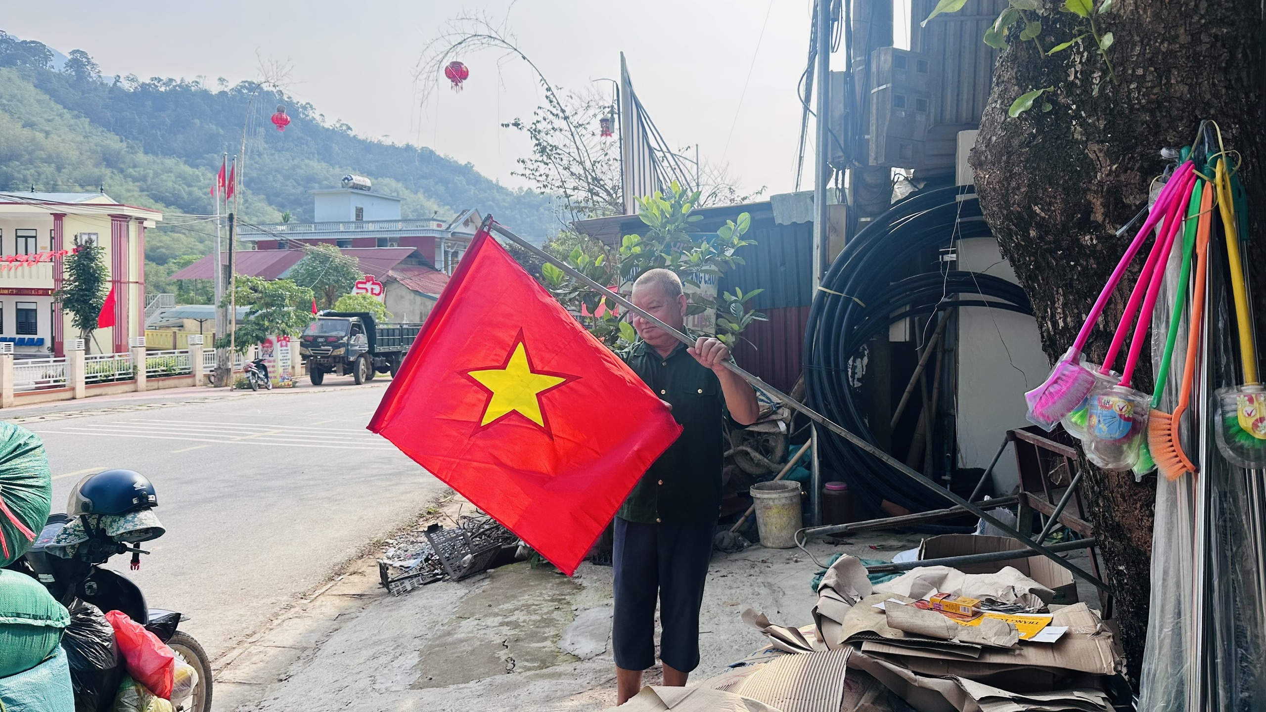 Anh-tin-bai