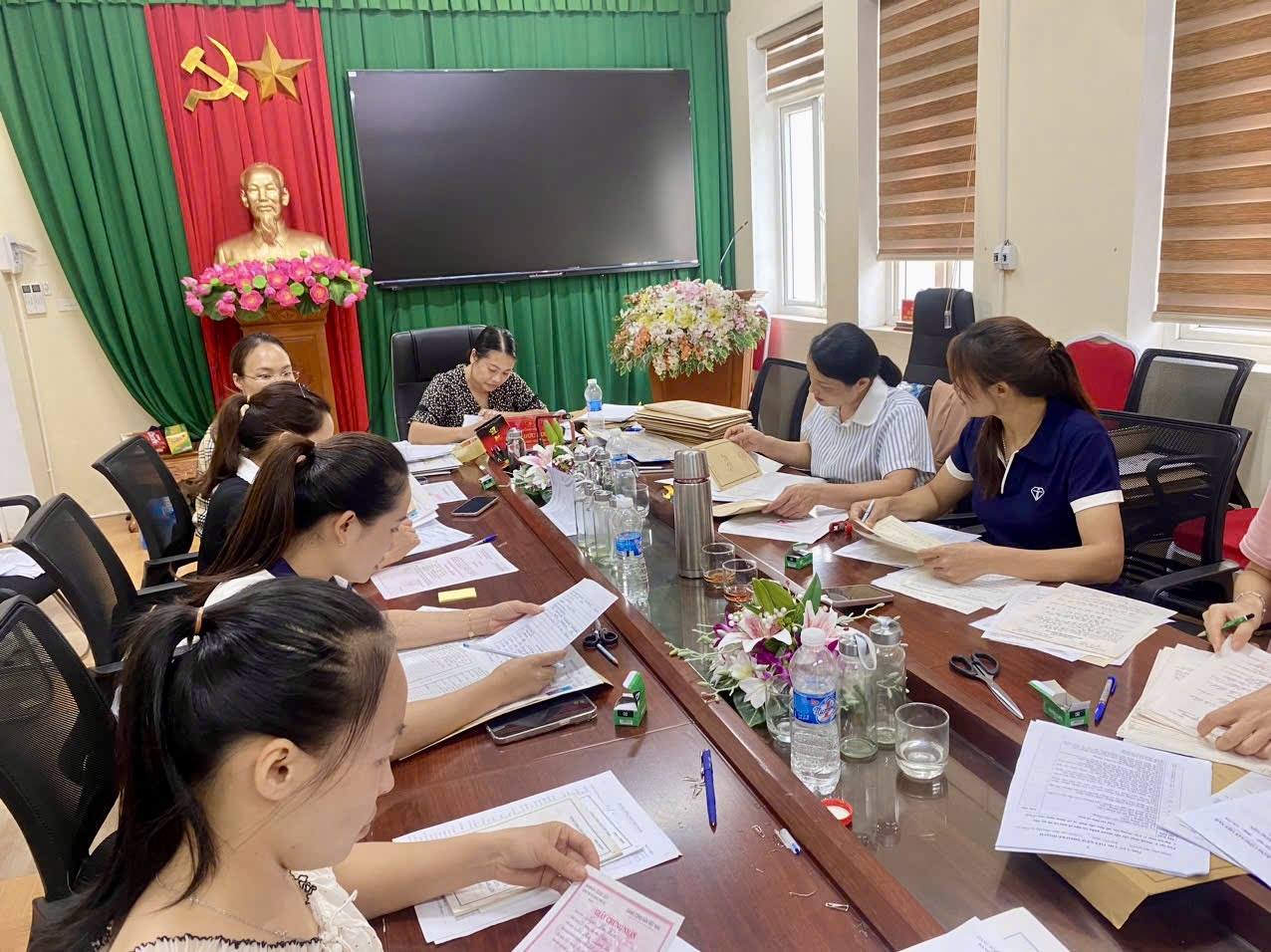 ĐẢNG ỦY XÃ NA MÈO TĂNG TỐC THỰC HIỆN CHIẾN DỊCH “100 NGÀY THỰC HIỆN CÁC NHIỆM VỤ VỀ CHUYỂN ĐỔI SỐ CỦA NGÀNH XÂY DỰNG ĐẢNG”.