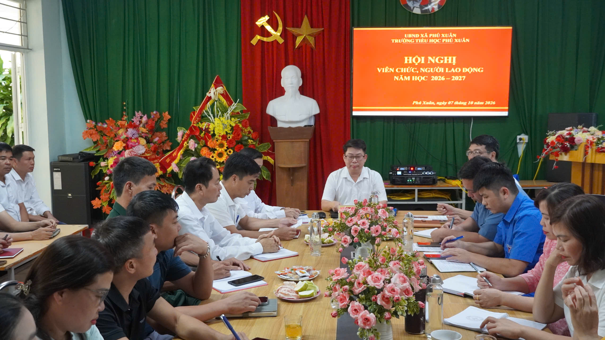 TRƯỜNG TIỂU HỌC PHÚ XUÂN TỔ CHỨC HỘI NGHỊ VIÊN CHỨC, NGƯỜI LAO ĐỘNG NĂM HỌC 2026–2027