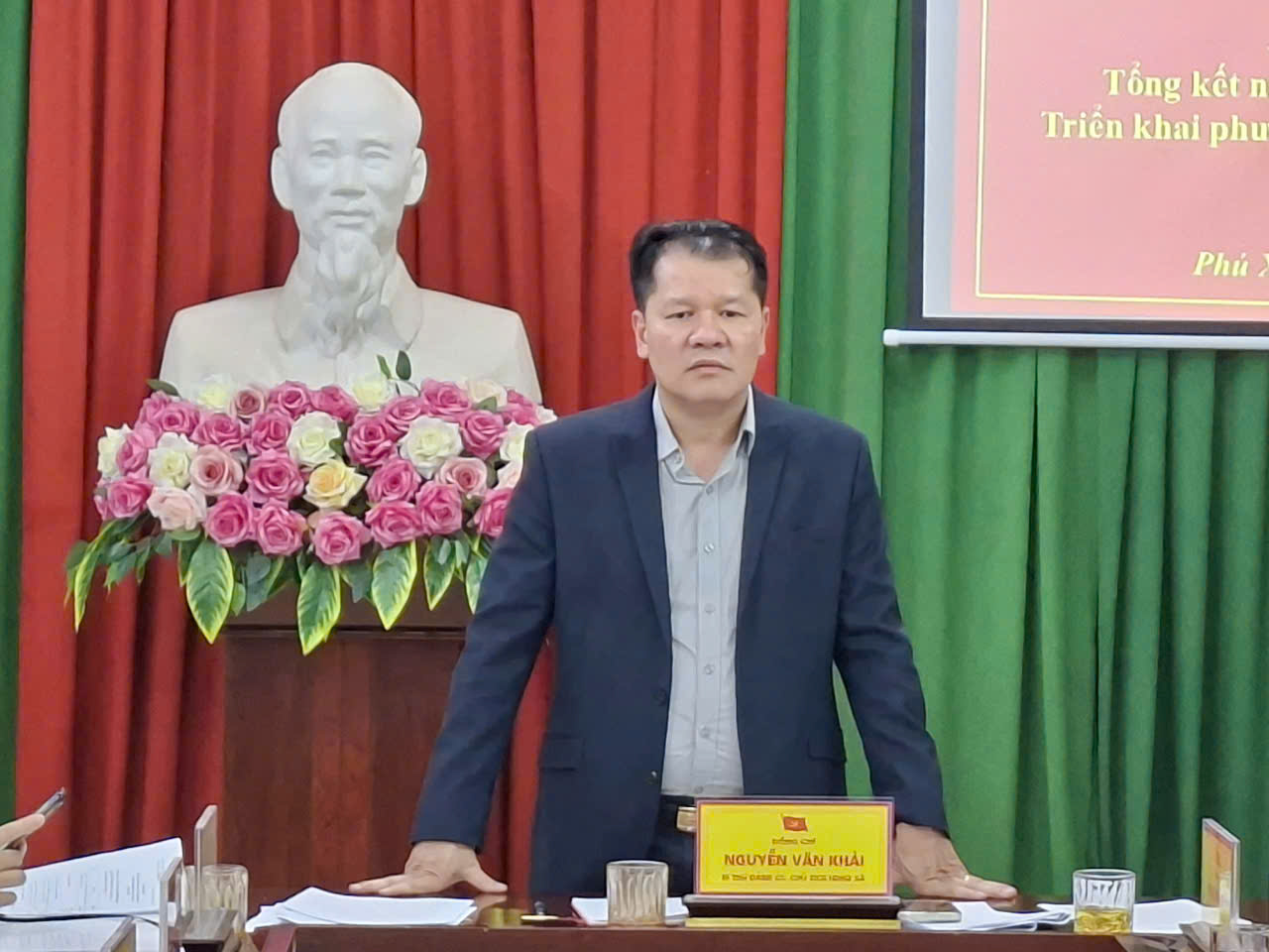 Anh-tin-bai
