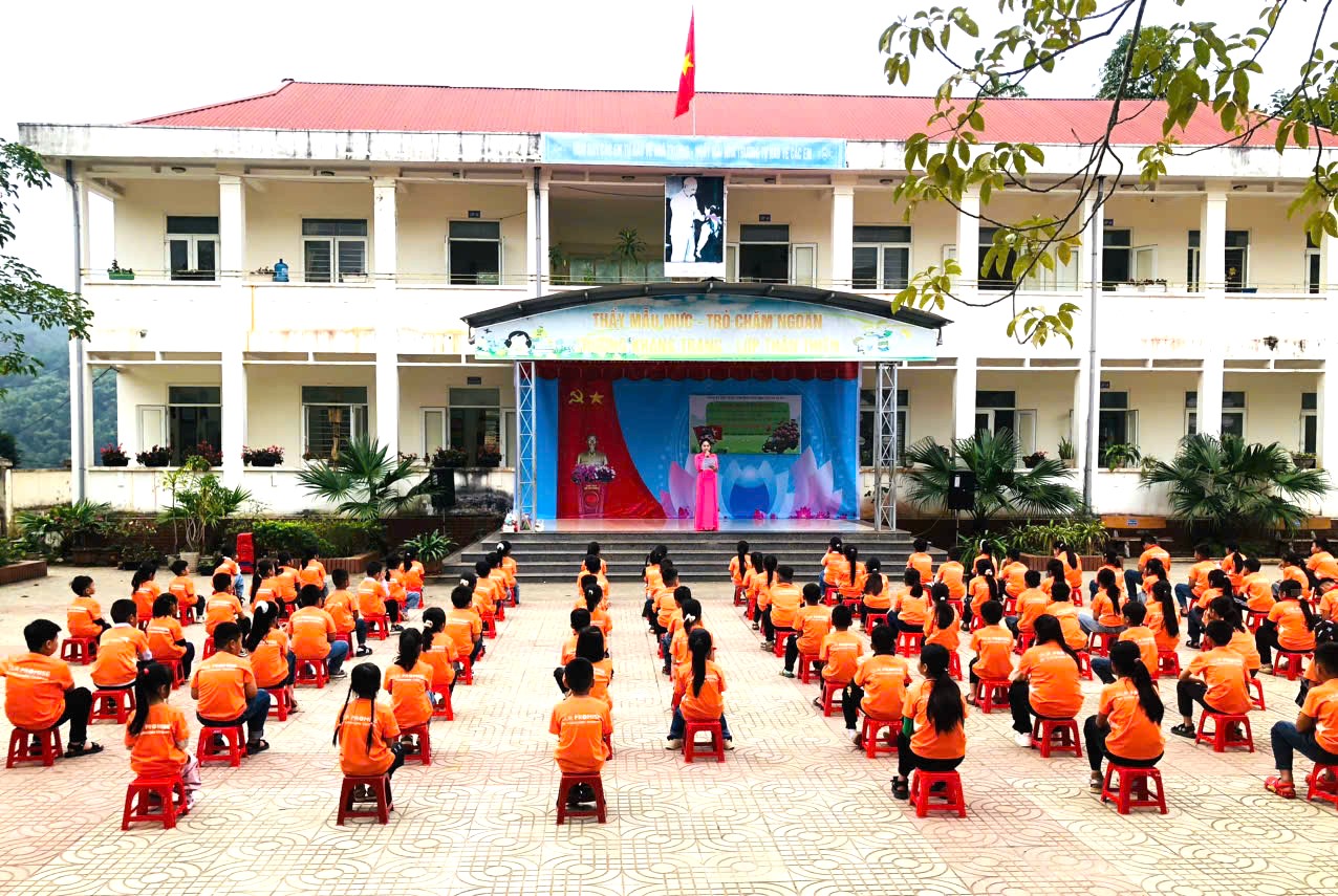 Anh-tin-bai