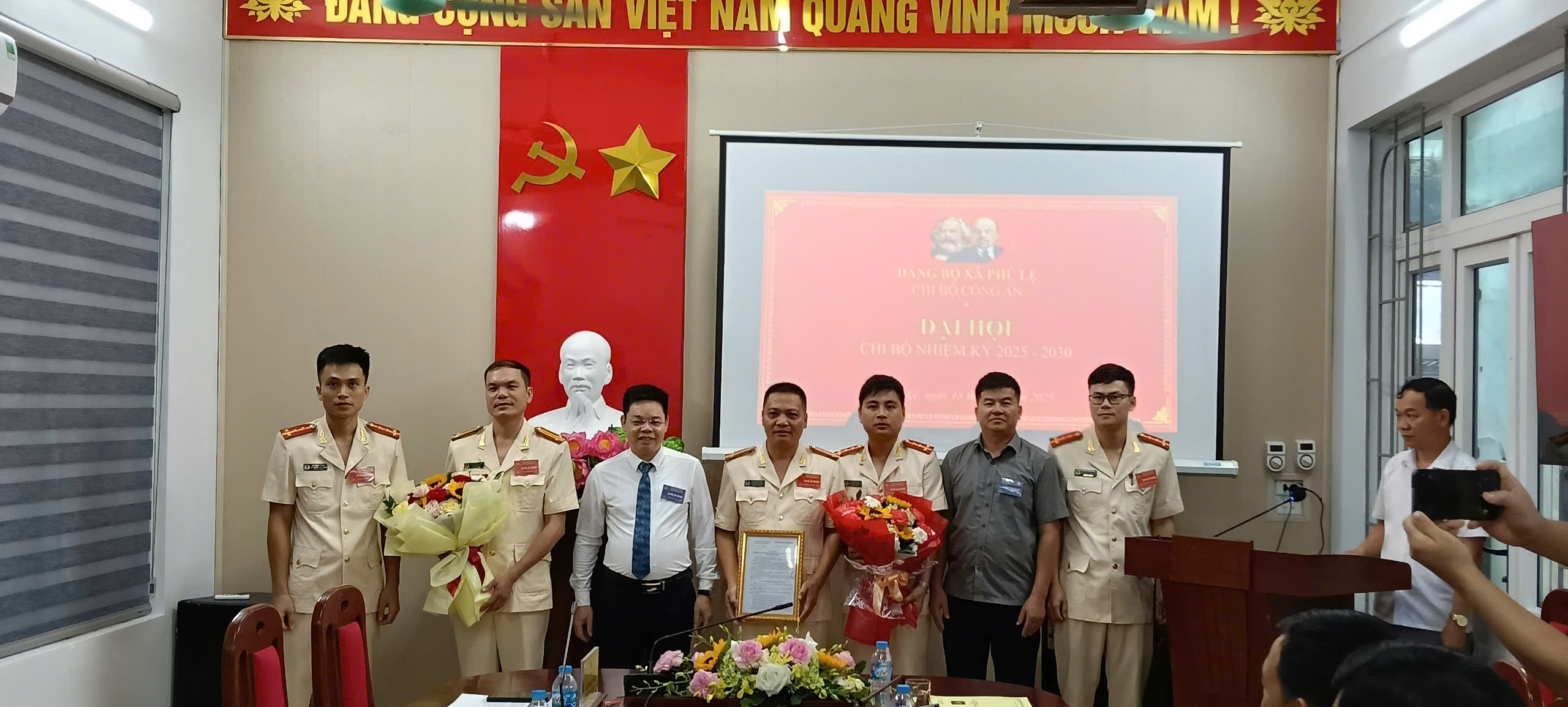 Chi bộ Công an xã Phú Lệ, tổ chức thành công Đại hội chi bộ lần thứ I, nhiệm kỳ 2025 – 2030.