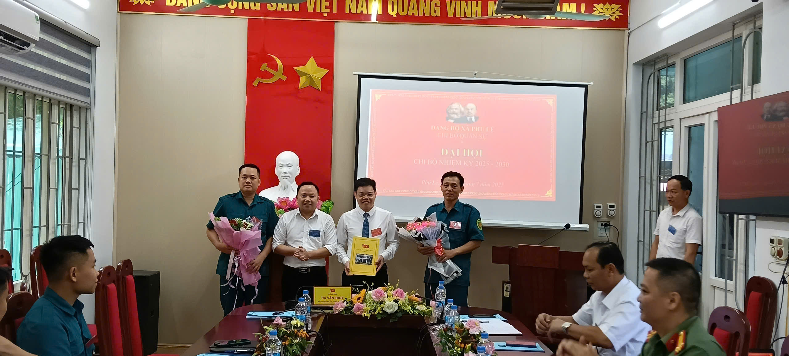 ĐẠI HỘI CHI BỘ QUÂN SỰ XÃ PHÚ LỆ LẦN THỨ I, NHIỆM KỲ 2025 – 2030: DẤU MỐC QUAN TRỌNG TRONG CÔNG TÁC XÂY DỰNG LỰC LƯỢNG VŨ TRANG ĐỊA PHƯƠNG.