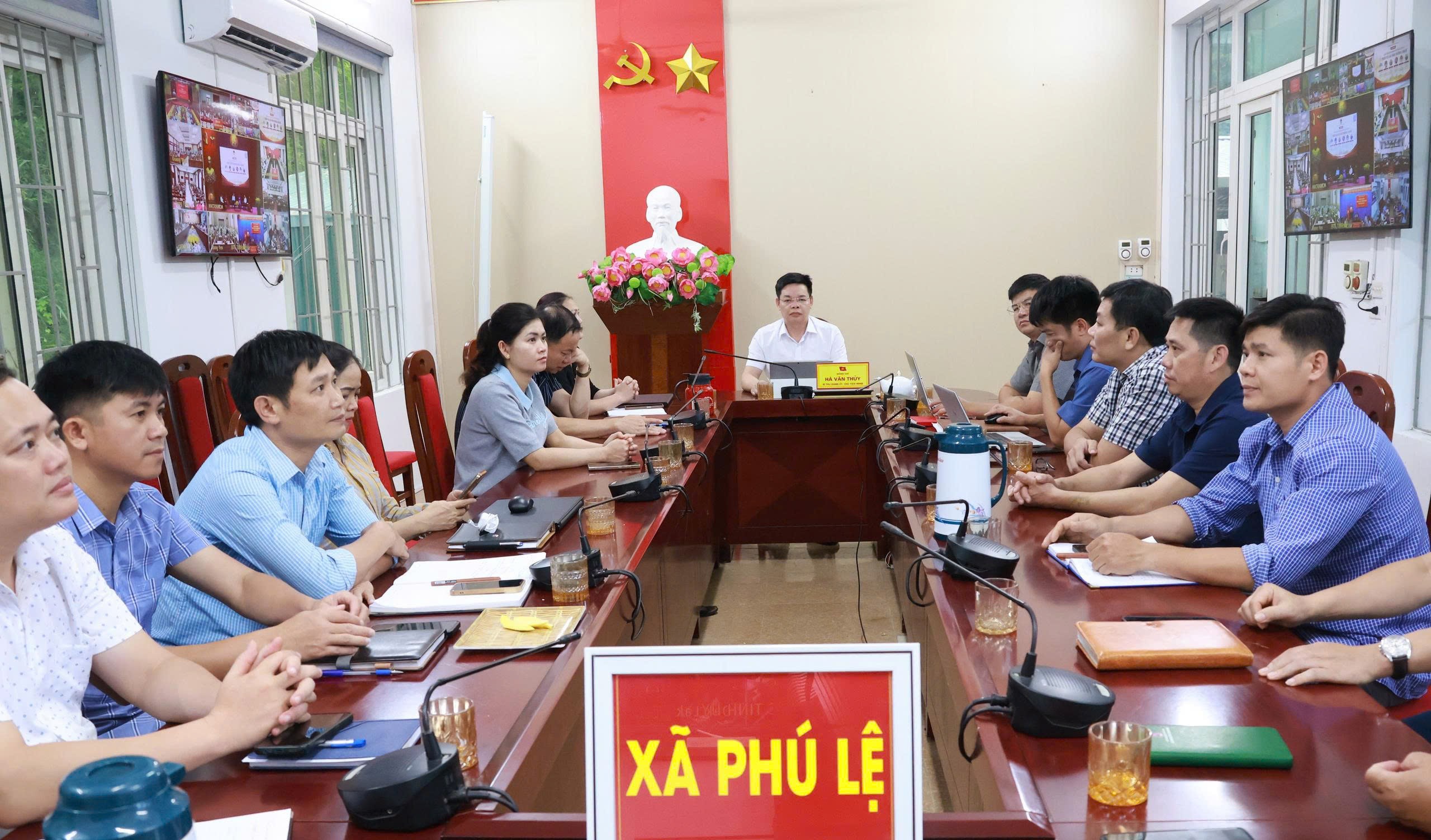 ĐẢNG ỦY XÃ PHÚ LỆ THAM DỰ LỚP BỒI DƯỠNG NÂNG CAO NĂNG LỰC, XỬ LÝ TÌNH HUỐNG THỰC TIỄN ĐỐI VỚI ĐỘI NGŨ CÁN BỘ CƠ SỞ