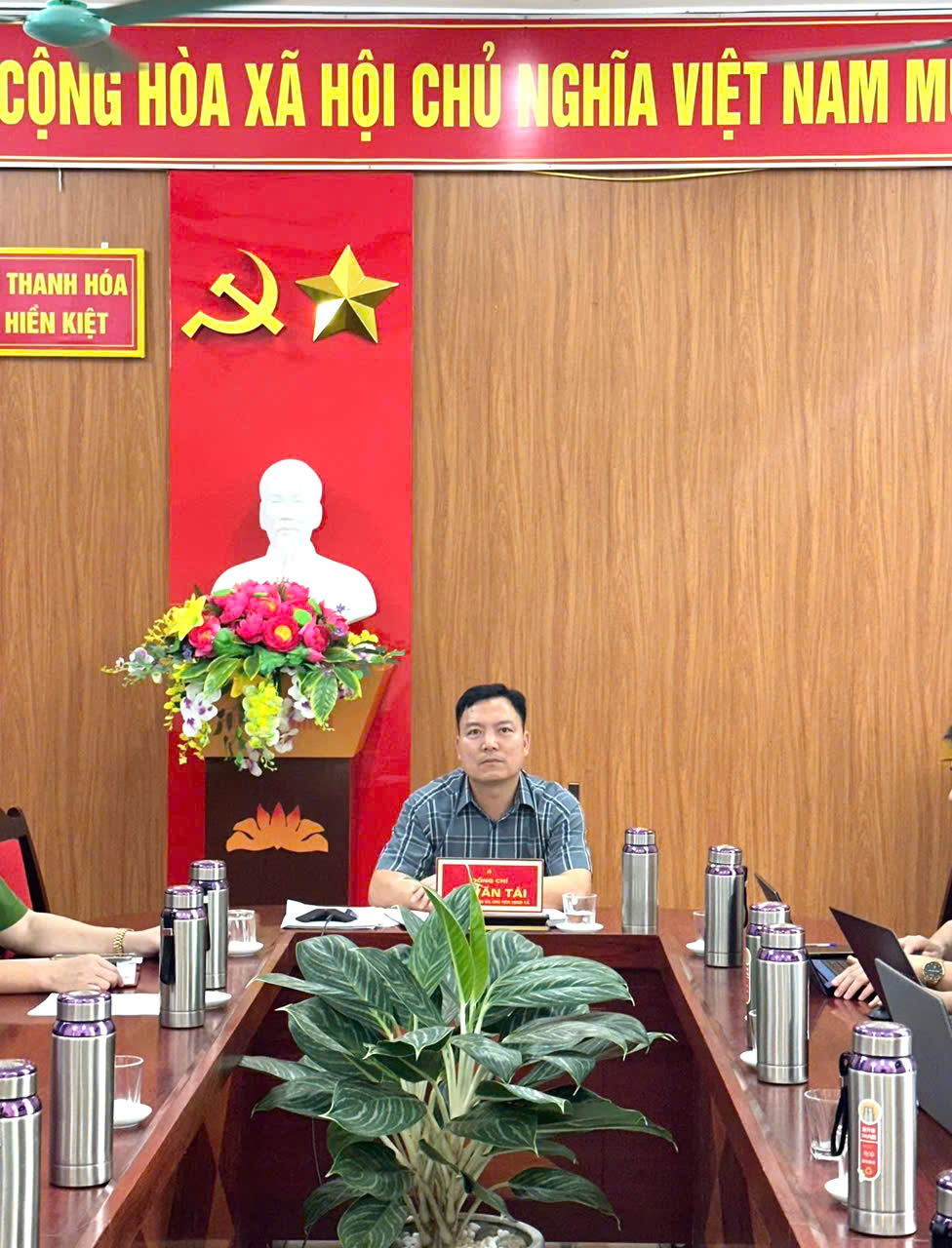 UBND XÃ HIỀN KIỆT THAM DỰ HỘI NGHỊ TRỰC TUYẾN TOÀN TỈNH VỀ CHIẾN DỊCH LÀM GIÀU, LÀM SẠCH CƠ SỞ DỮ LIỆU ĐẤT ĐAI